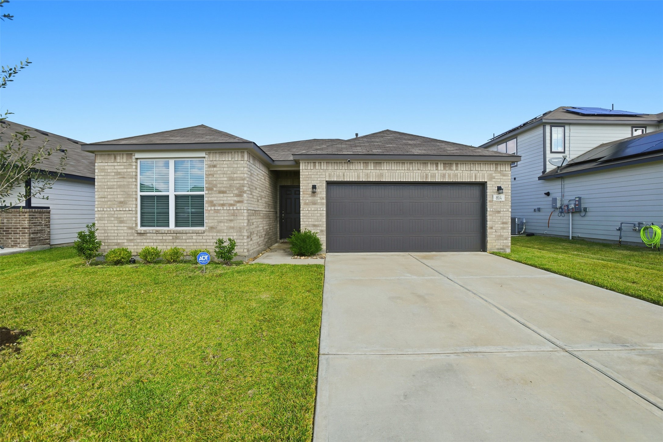 814 Brookside Drive Property Photo 1