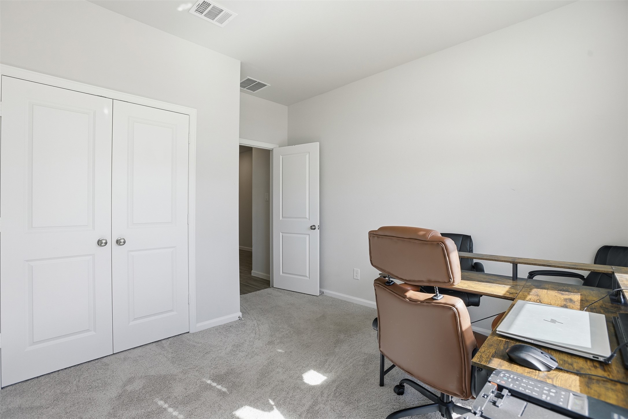 814 Brookside Drive Property Photo 16