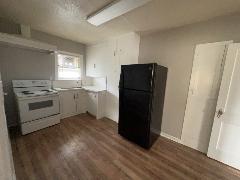 1552 Lombardy Street 4 Property Photo 5