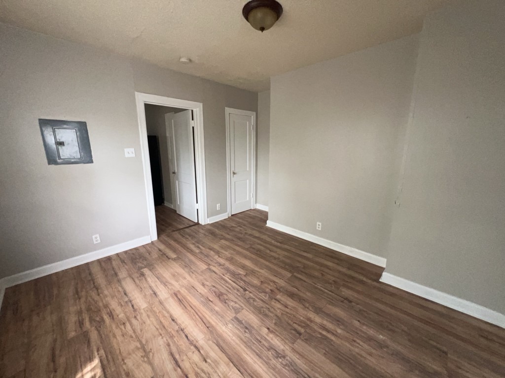 1552 Lombardy Street 4 Property Photo 8