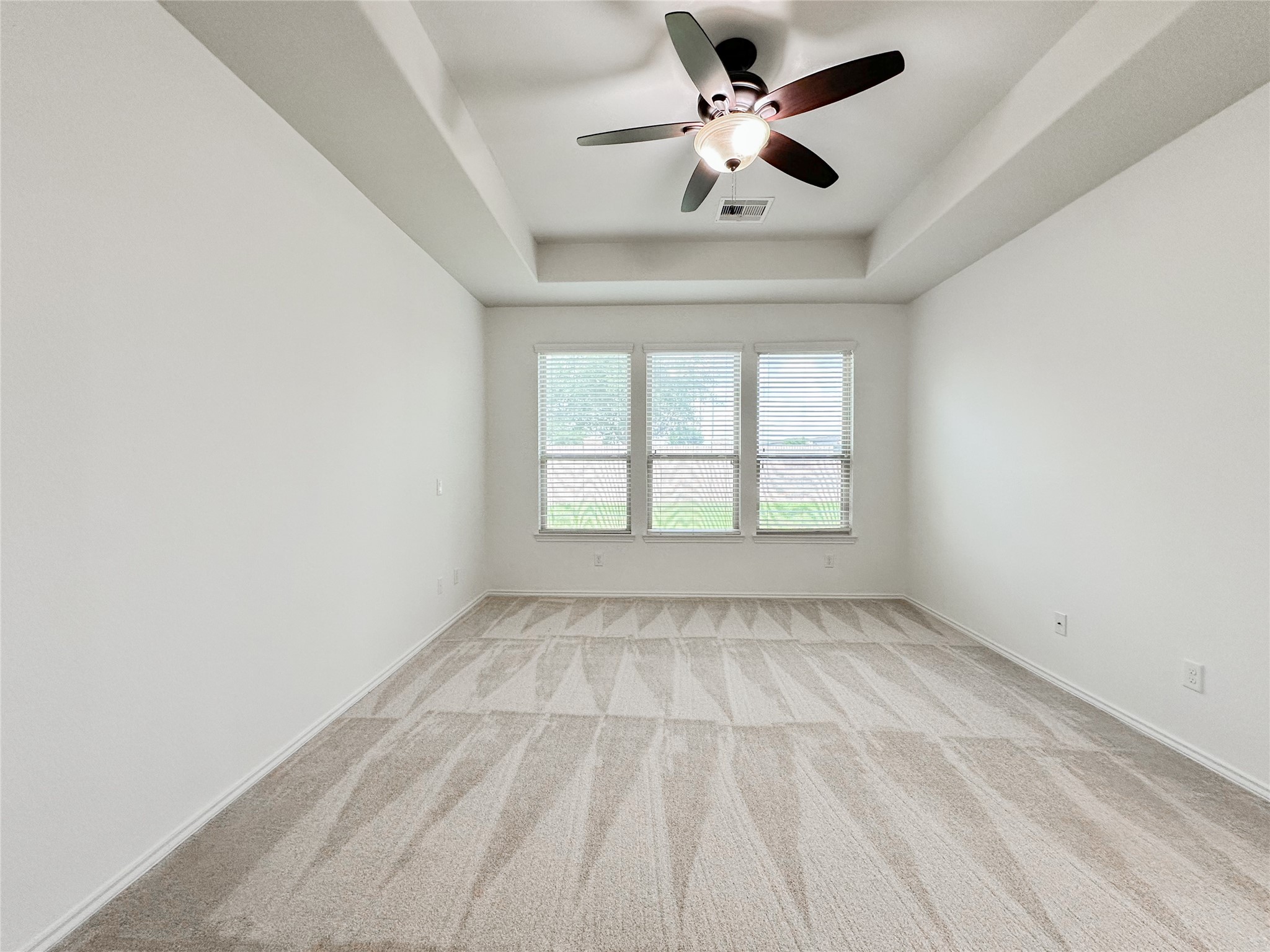 25322 Alverstone Drive Property Photo 12