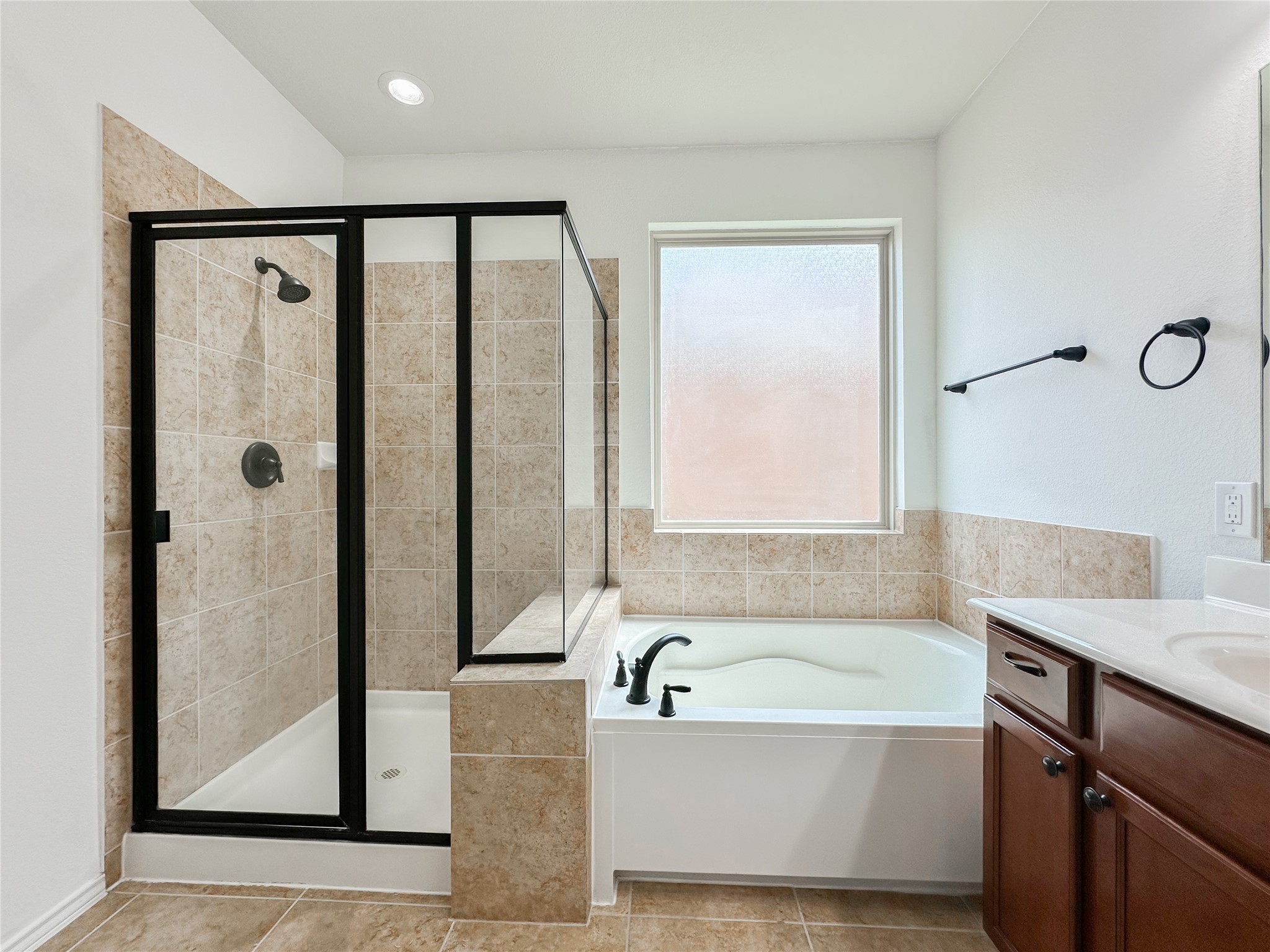 25322 Alverstone Drive Property Photo 16