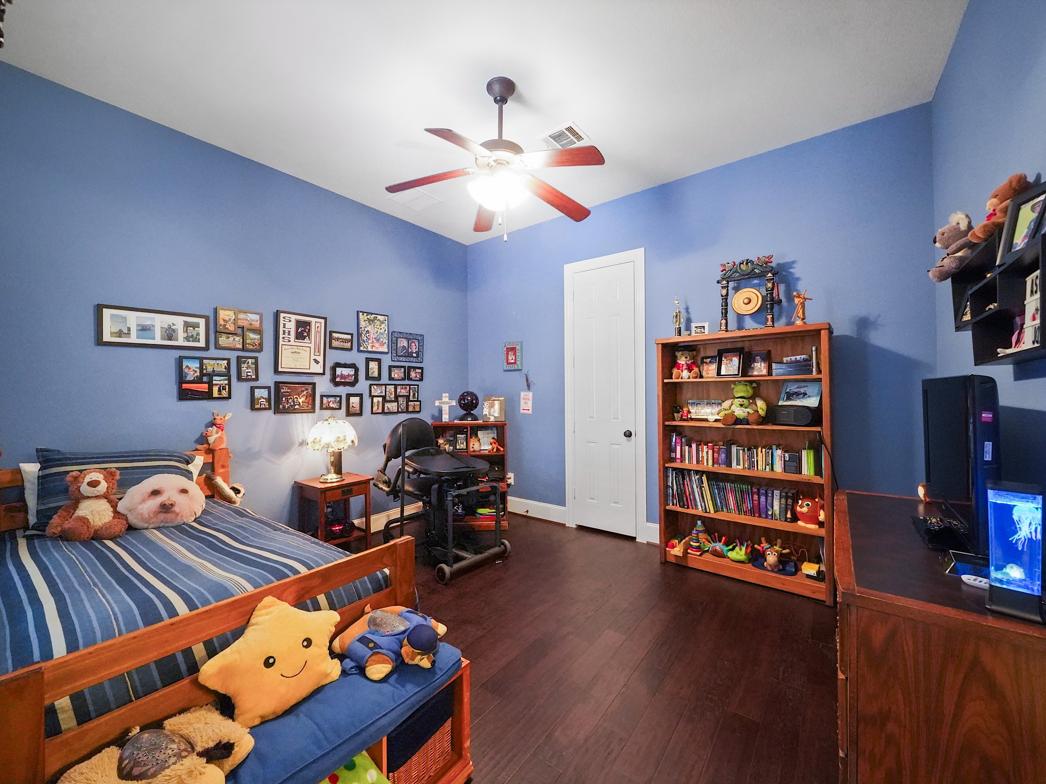 6015 Madrone Mdw Drive Property Photo 11