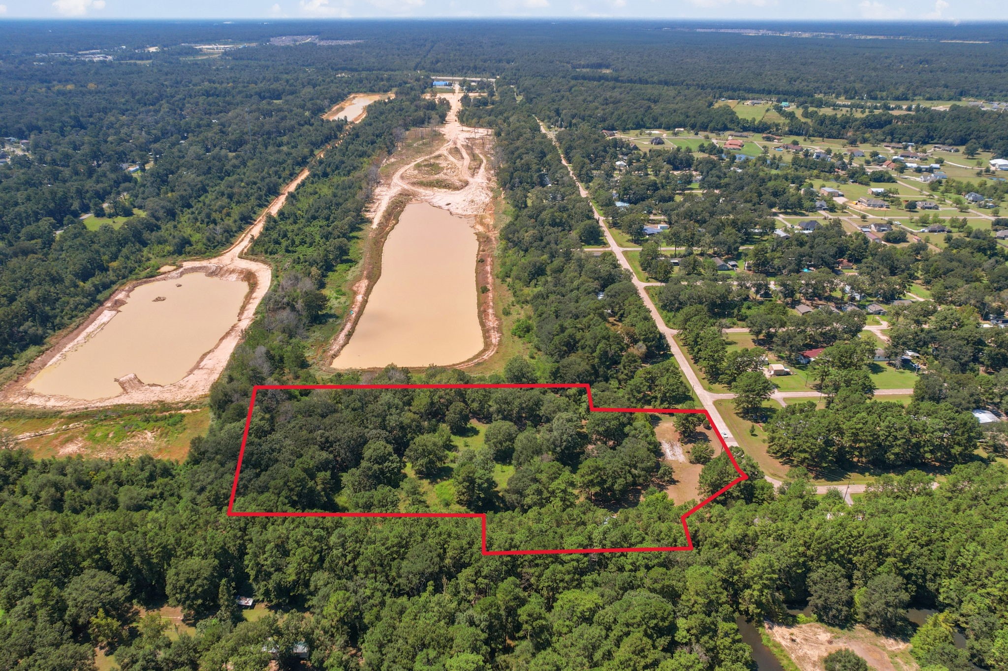 26092 Deerbrook Drive Property Photo 3