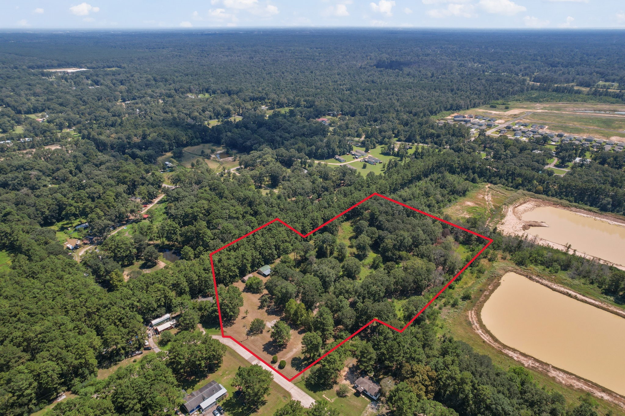 26092 Deerbrook Drive Property Photo 8