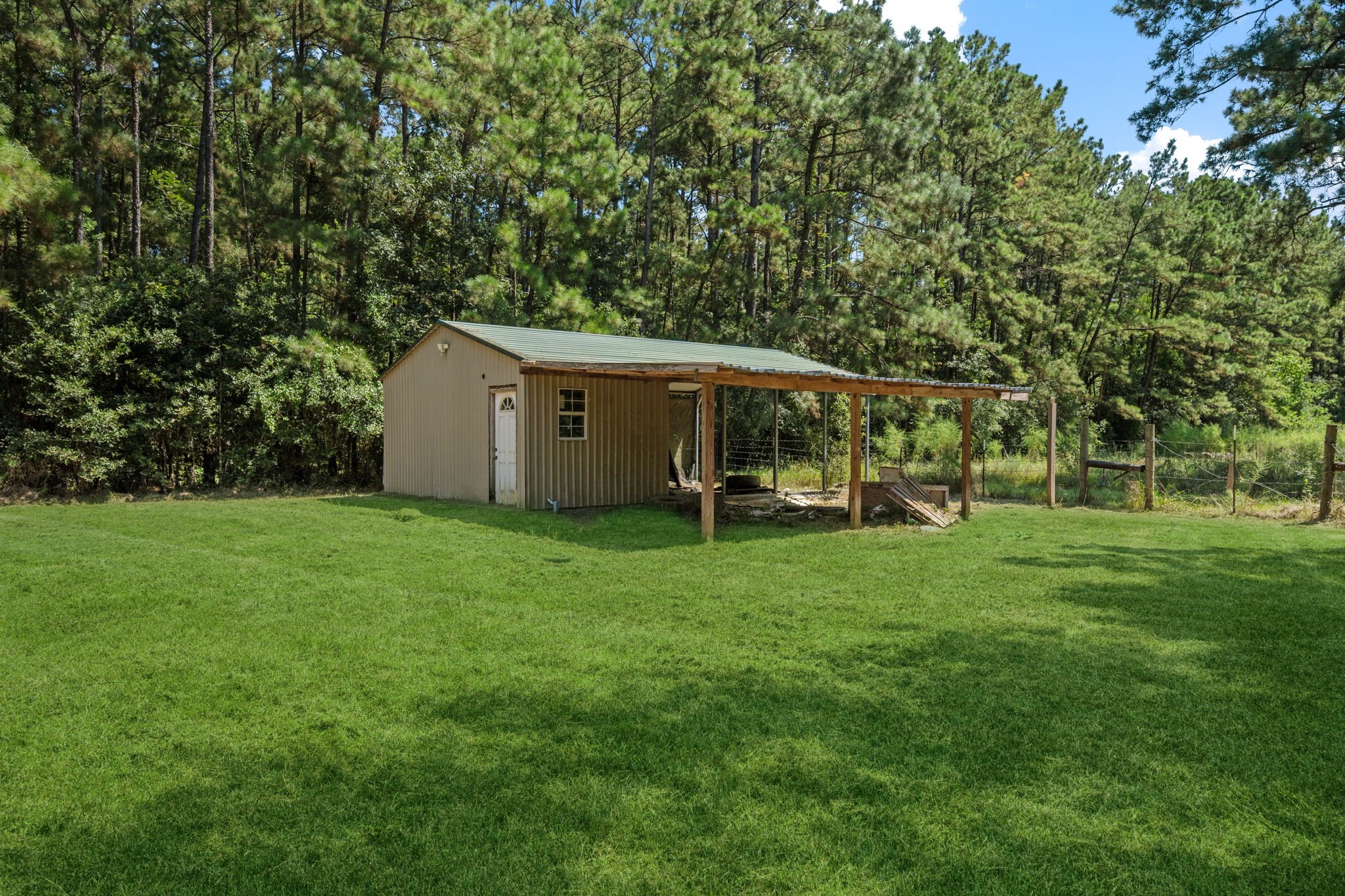 26092 Deerbrook Drive Property Photo 11