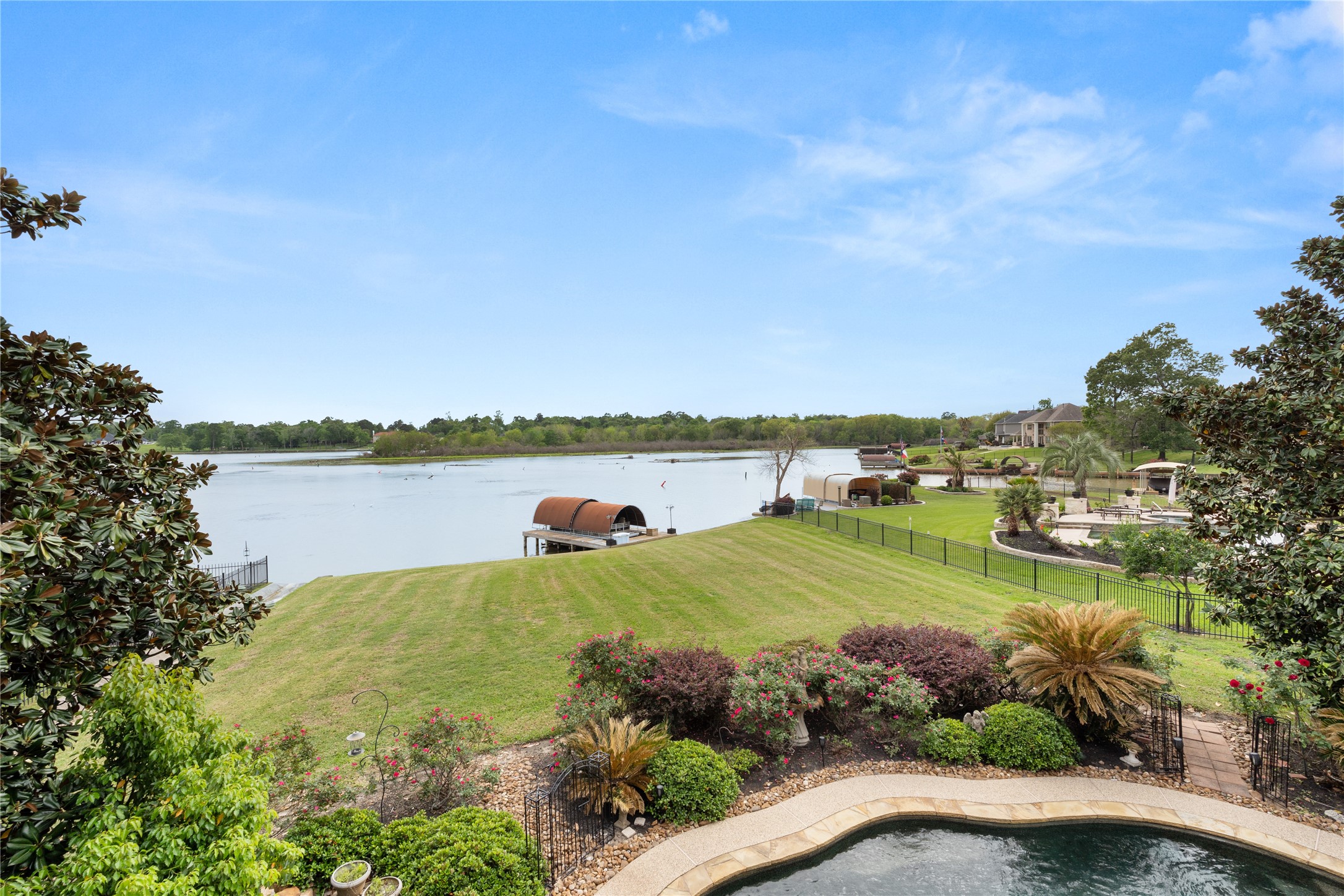 11348 Lake Oak Drive Property Photo