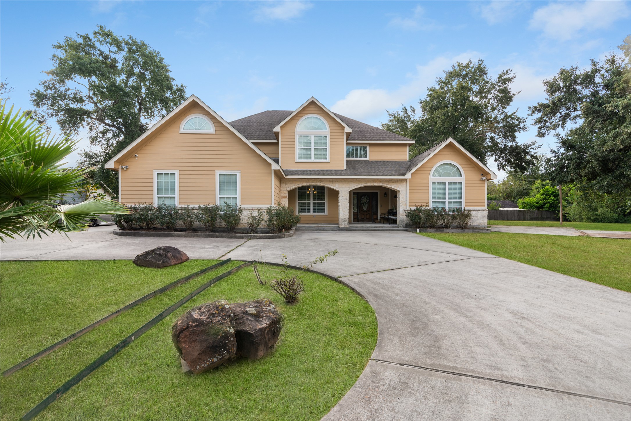 721 Oak Hill Lane Property Photo