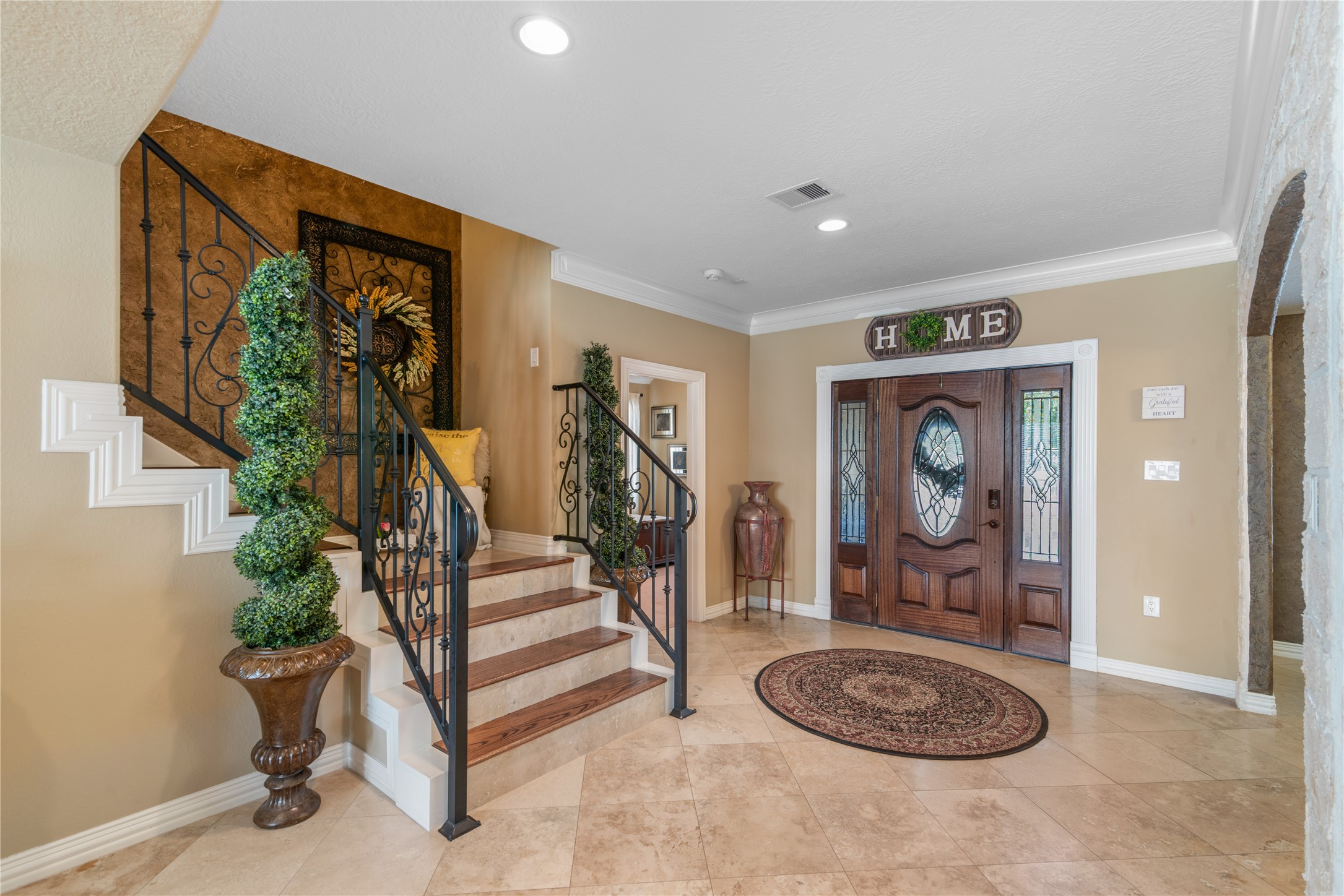721 Oak Hill Lane Property Photo 4