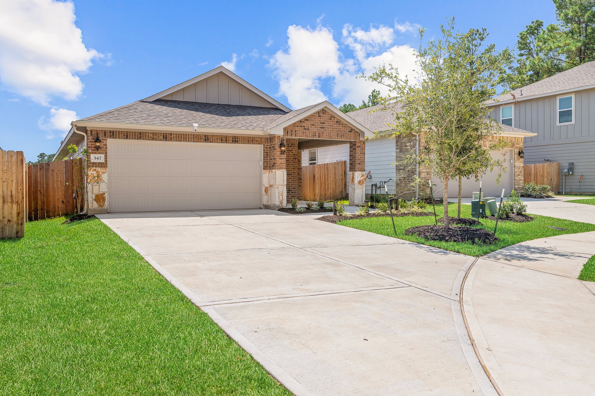 347 Willow Sage Ct Property Photo 3