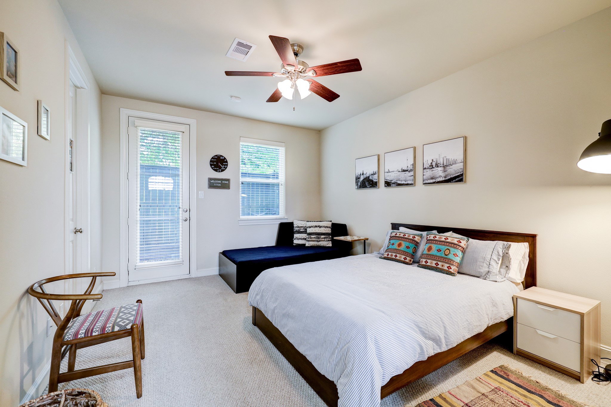8932 Lakeshore Bend Drive Property Photo 4