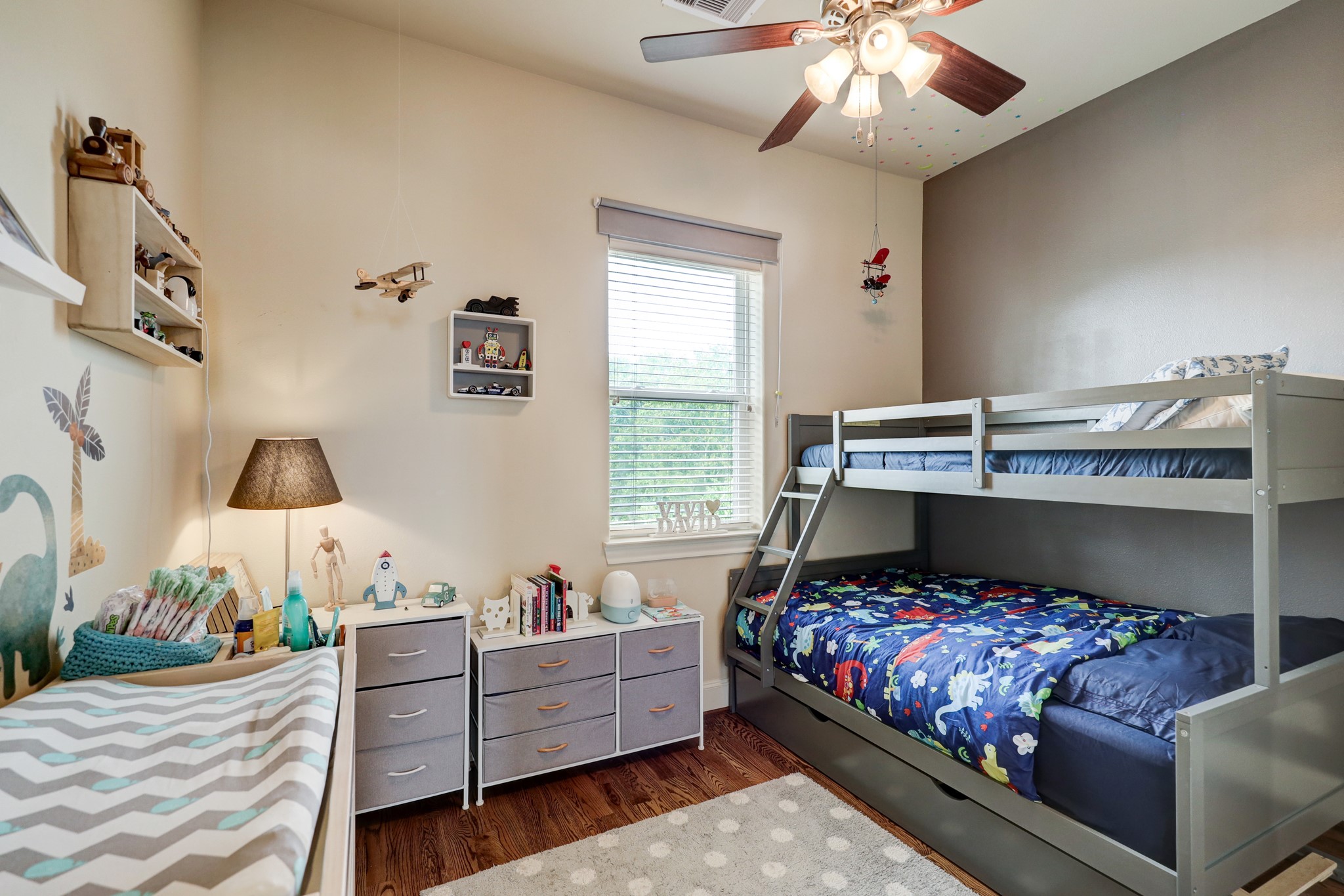 8932 Lakeshore Bend Drive Property Photo 13