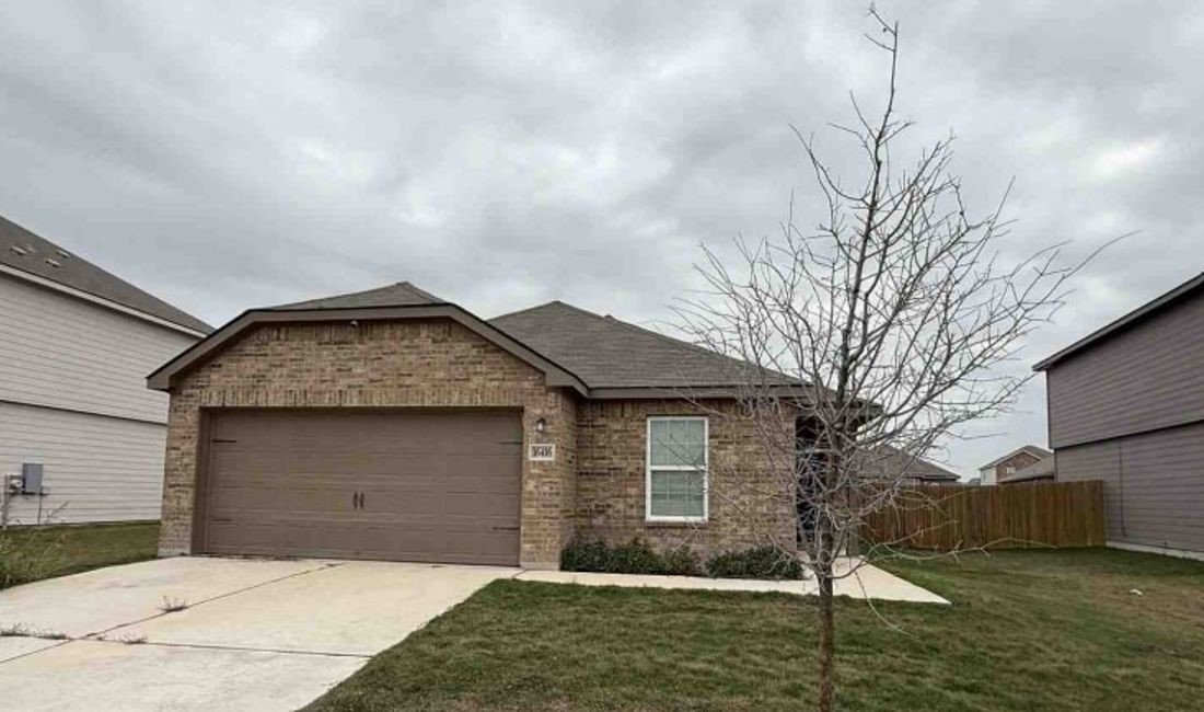 Elgin Middle School Real Estate Listings Main Image