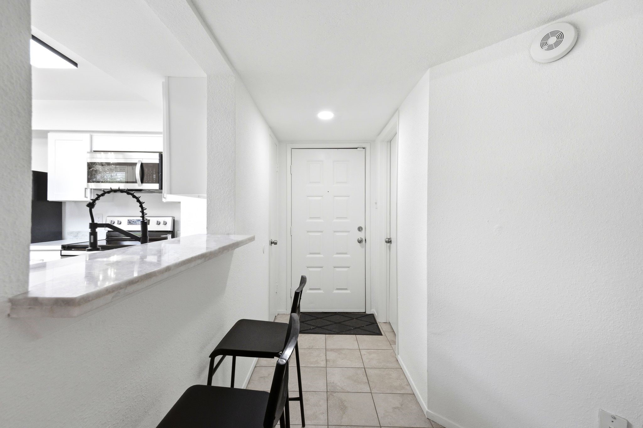2011 Spenwick Drive 425 Property Photo 4