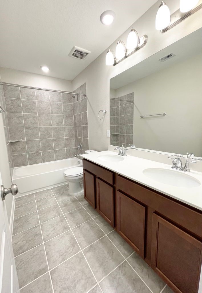 11419 Windy Cedar Court Property Photo 23