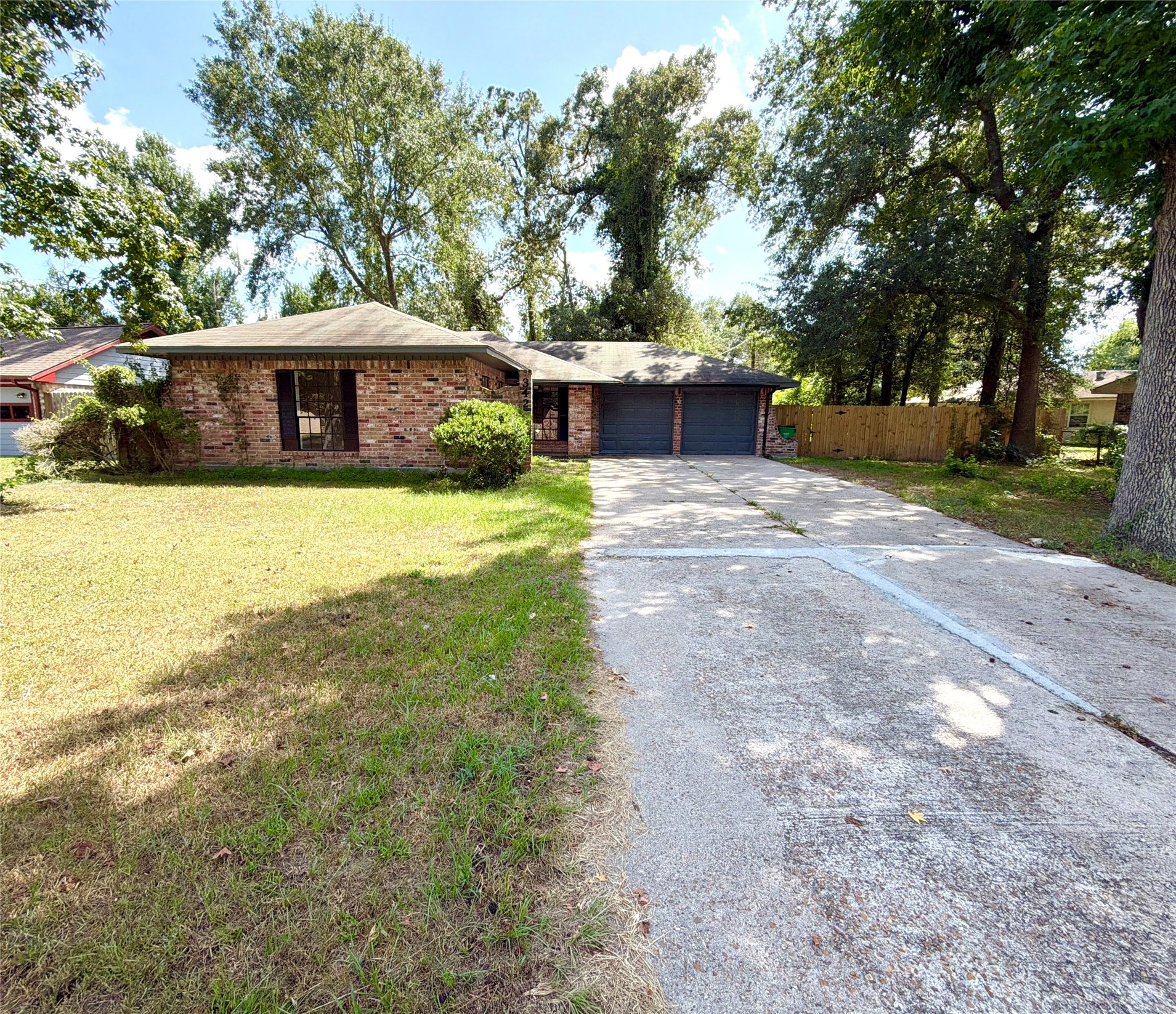 3427 Dovie Drive Property Photo 1