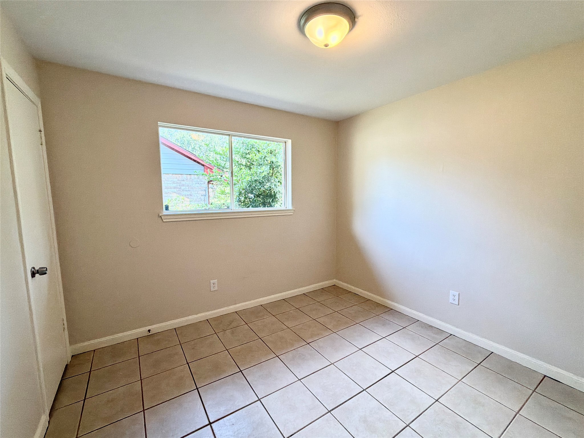 3427 Dovie Drive Property Photo 14