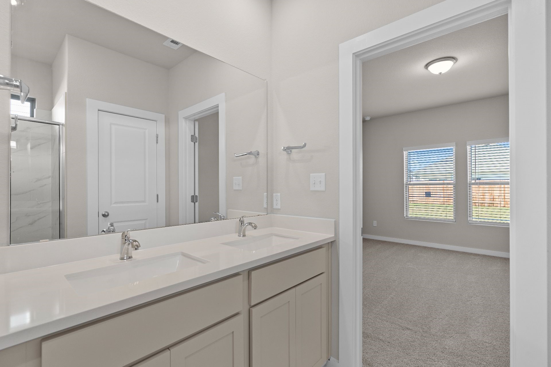 2462 N Heritage Drive Property Photo 15