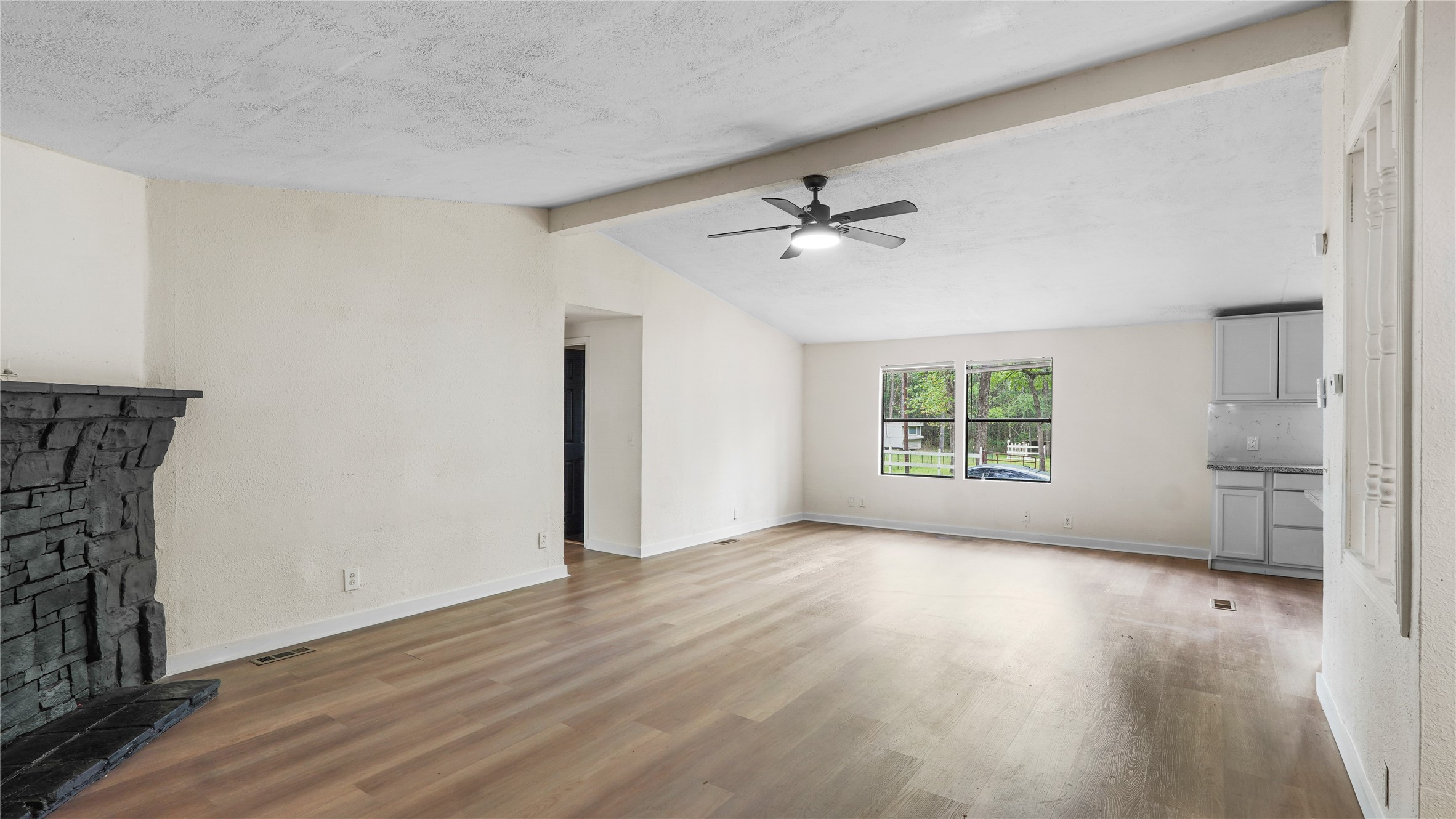 2359 Virginia Court Property Photo 1