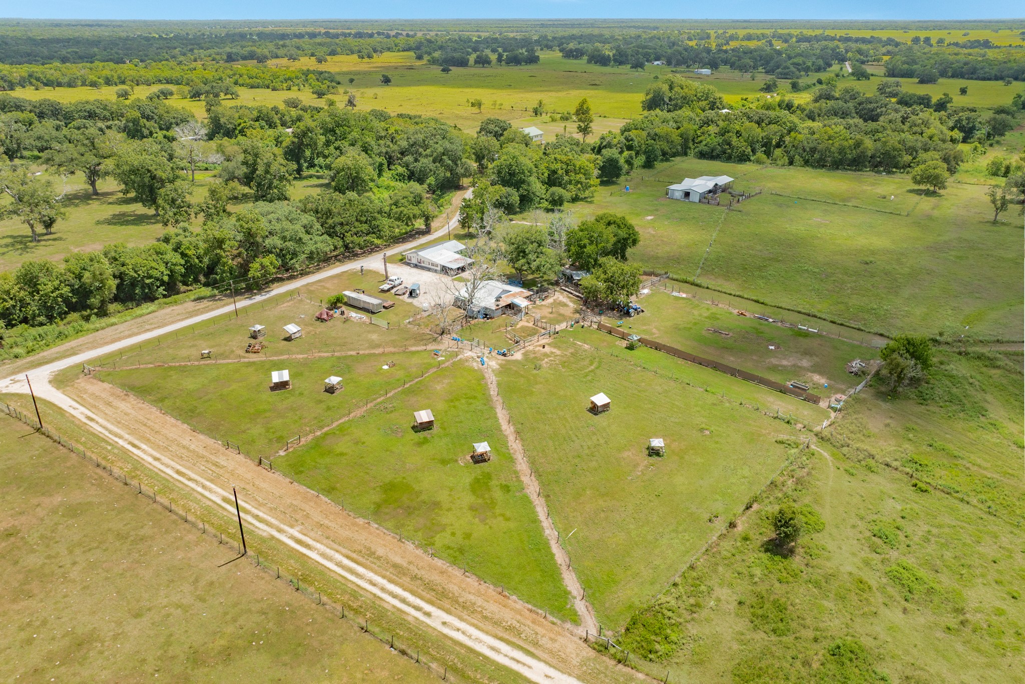 438 County Road 164 Property Photo 4