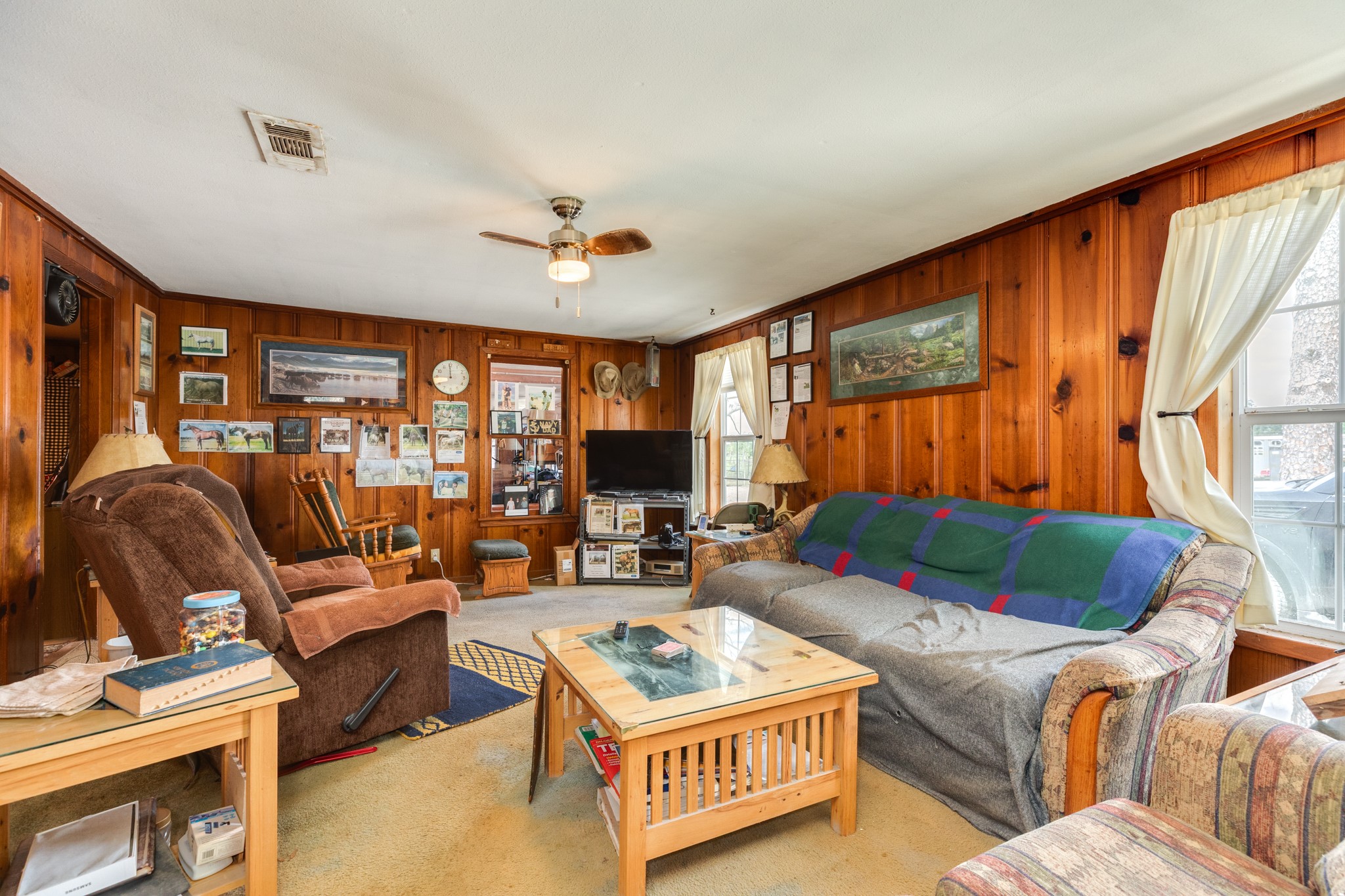 438 County Road 164 Property Photo 10