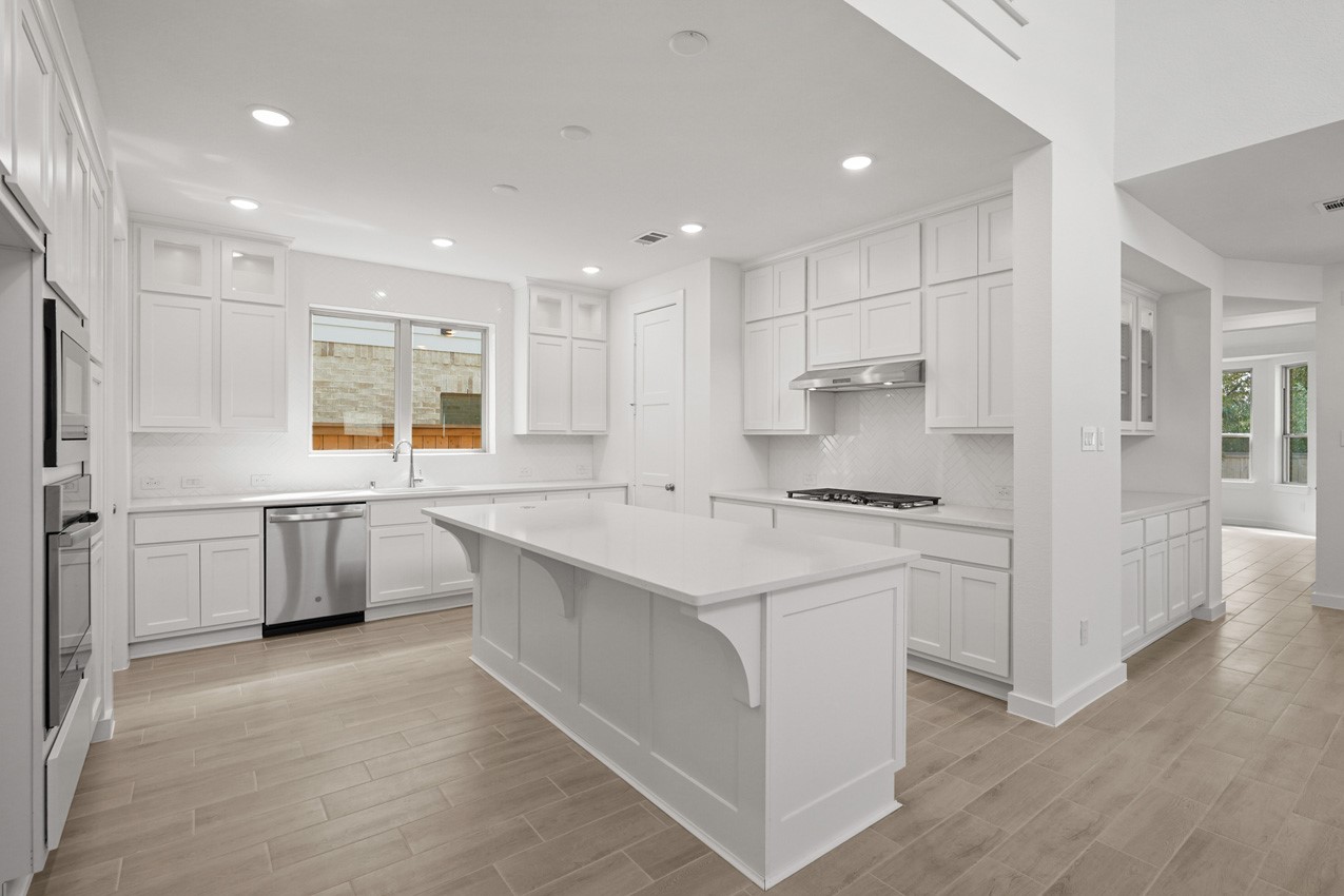 26416 East Skylight Brook Circle Property Photo 2