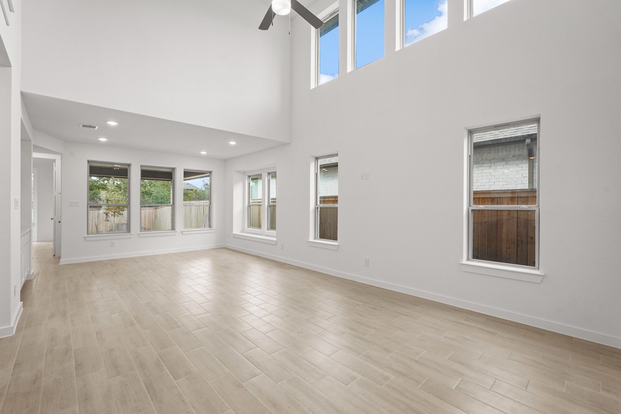 26416 East Skylight Brook Circle Property Photo 8