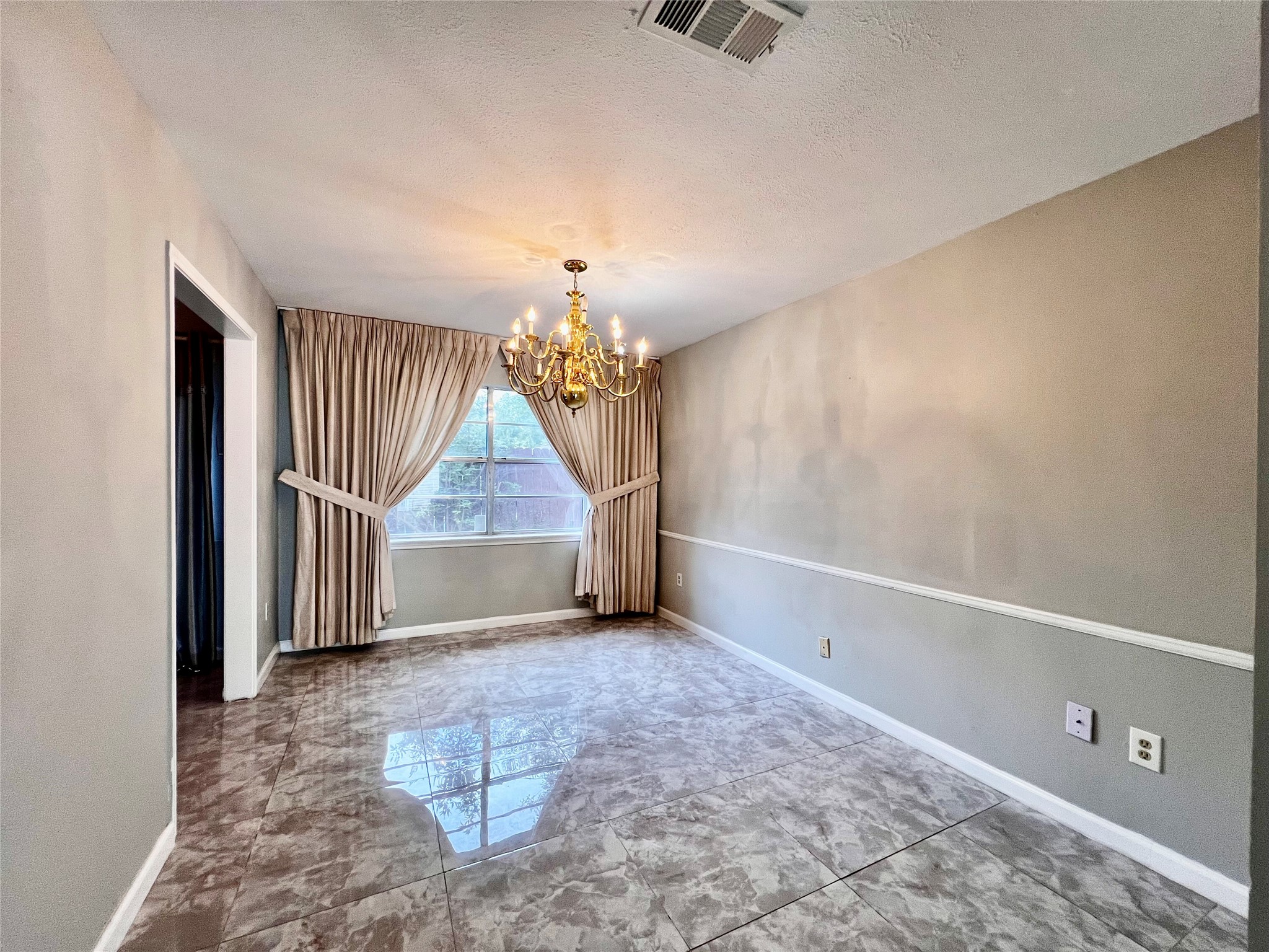 13819 Wickersham Lane Property Photo 5