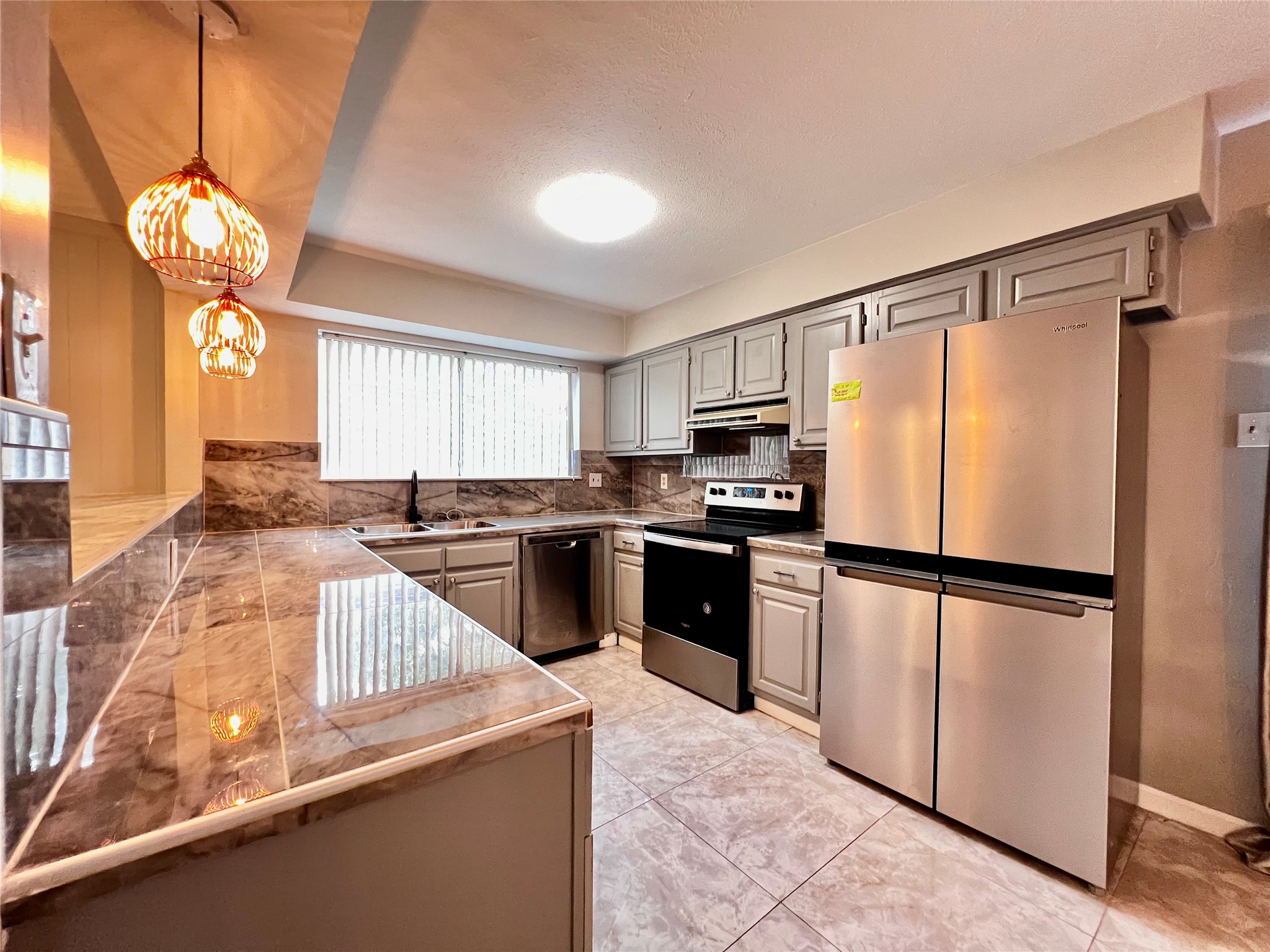13819 Wickersham Lane Property Photo 6