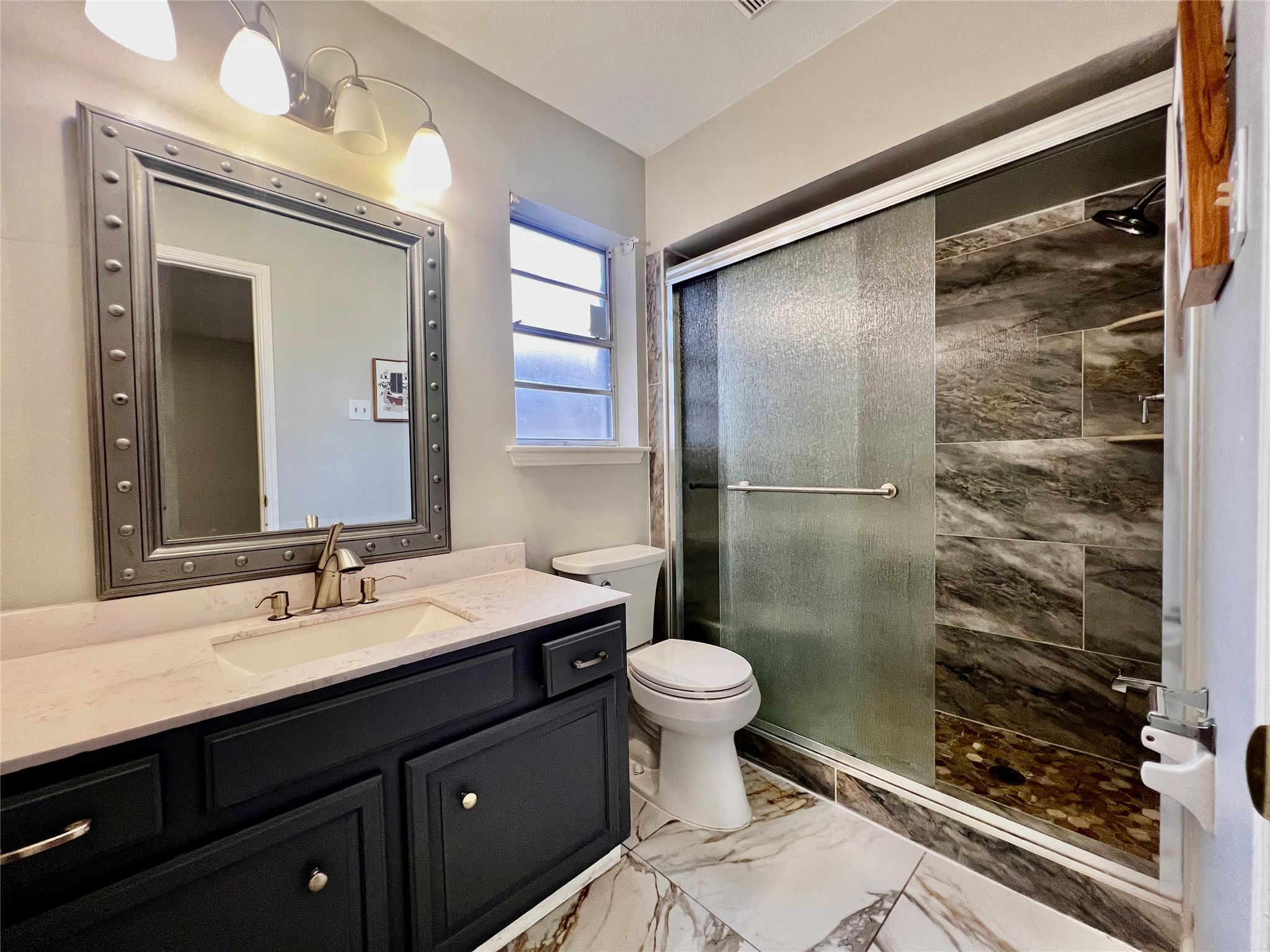 13819 Wickersham Lane Property Photo 11