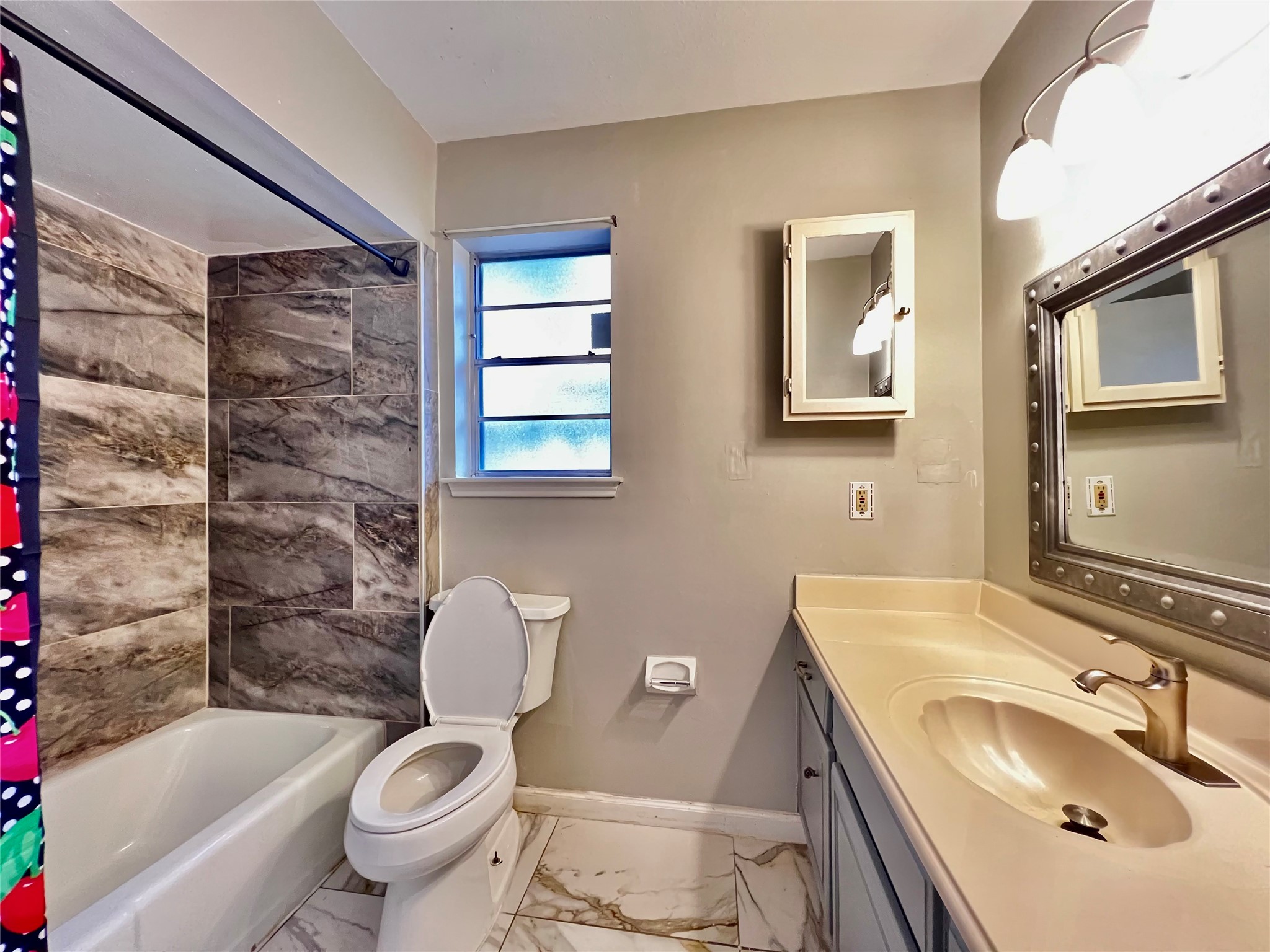 13819 Wickersham Lane Property Photo 14