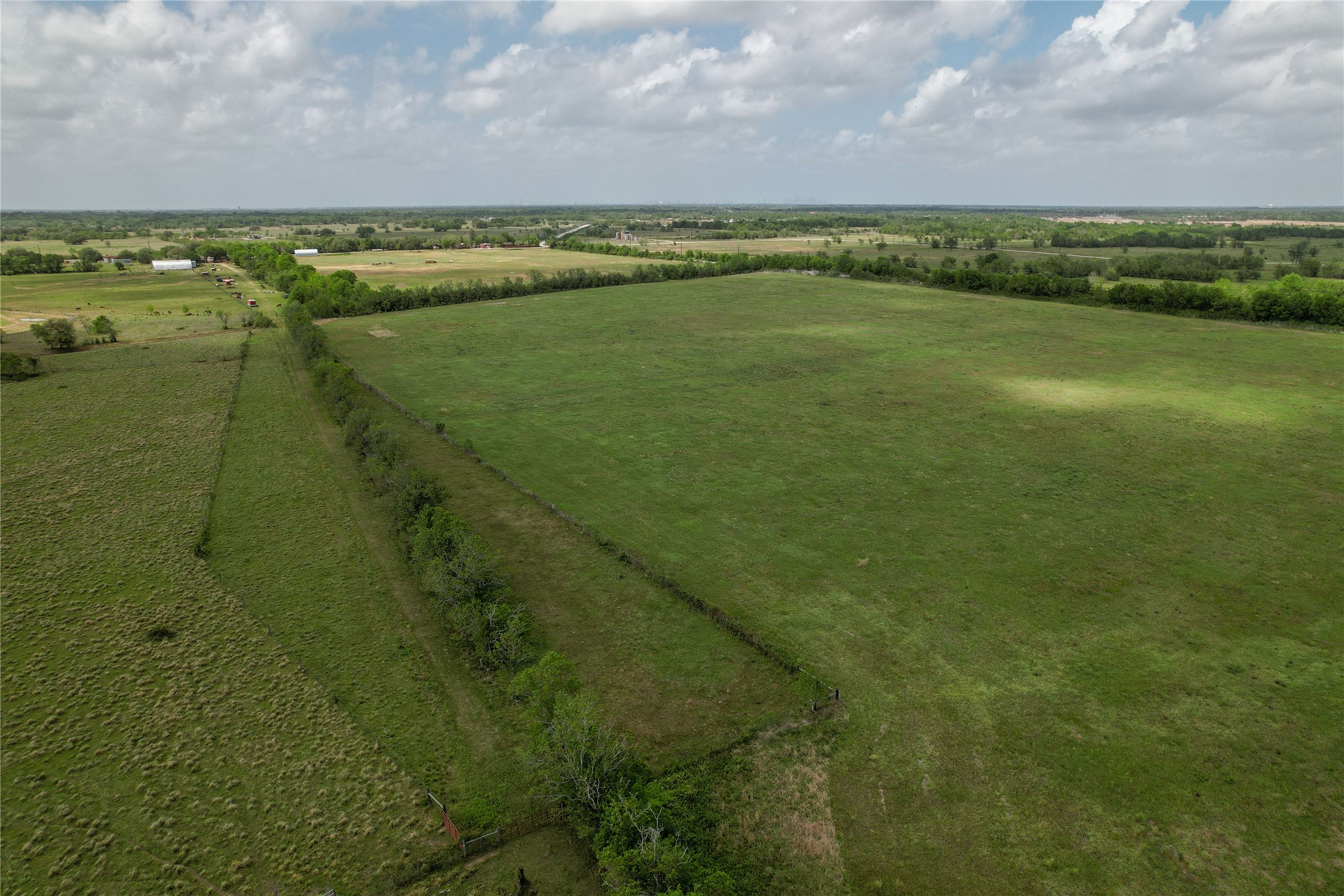 000 County Road 98 Property Photo 3