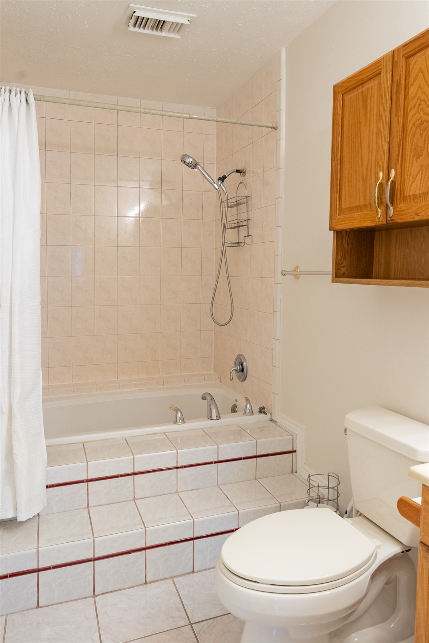 3930 Knottynold Ln Lane Property Photo 8