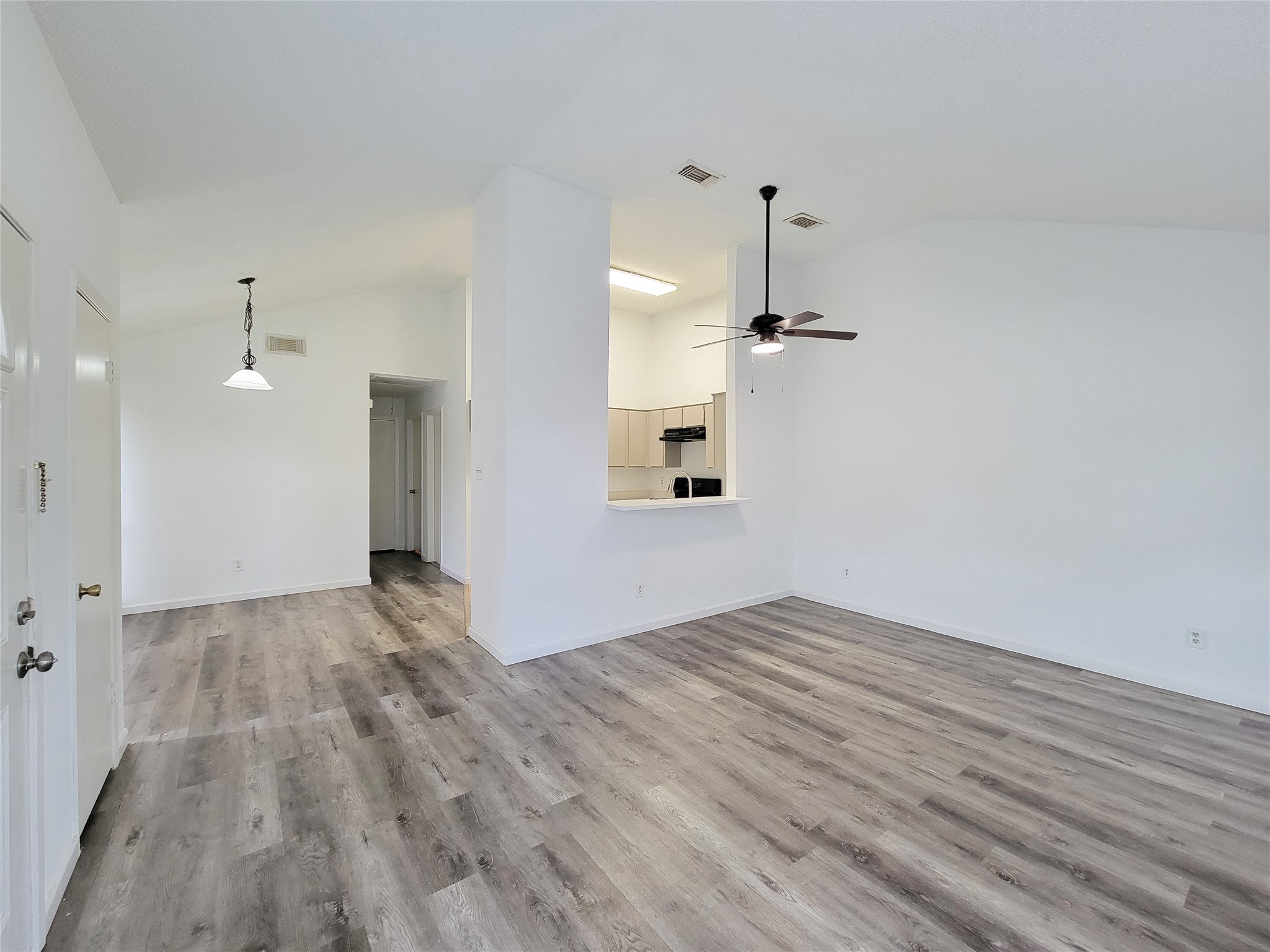 17008 Mercado Drive Property Photo 7