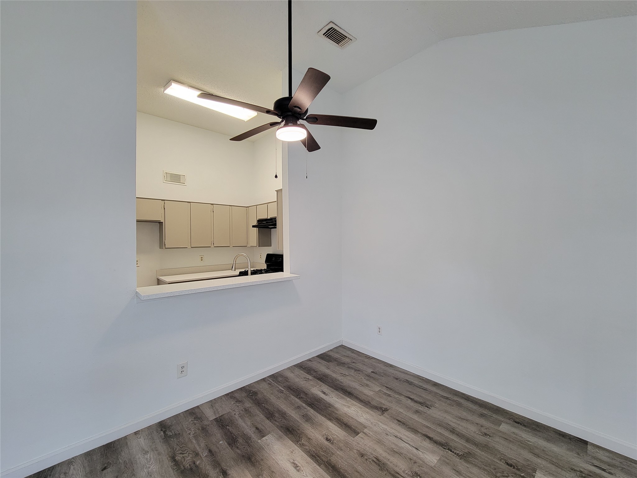 17008 Mercado Drive Property Photo 8
