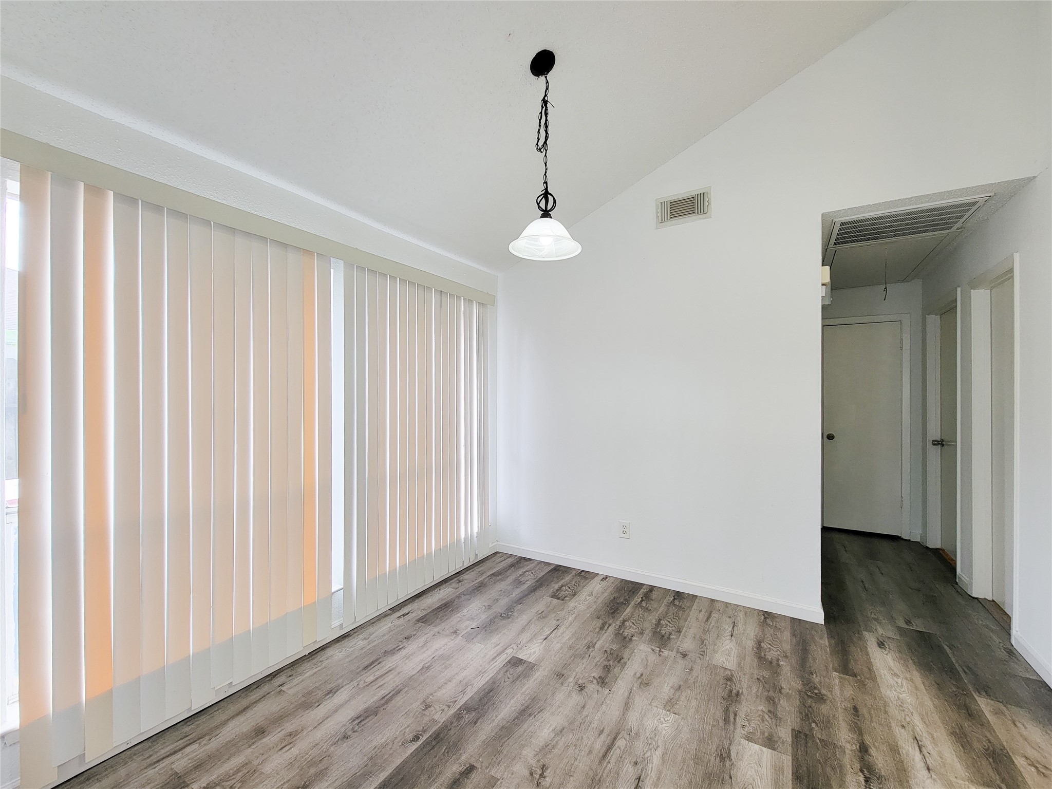 17008 Mercado Drive Property Photo 17