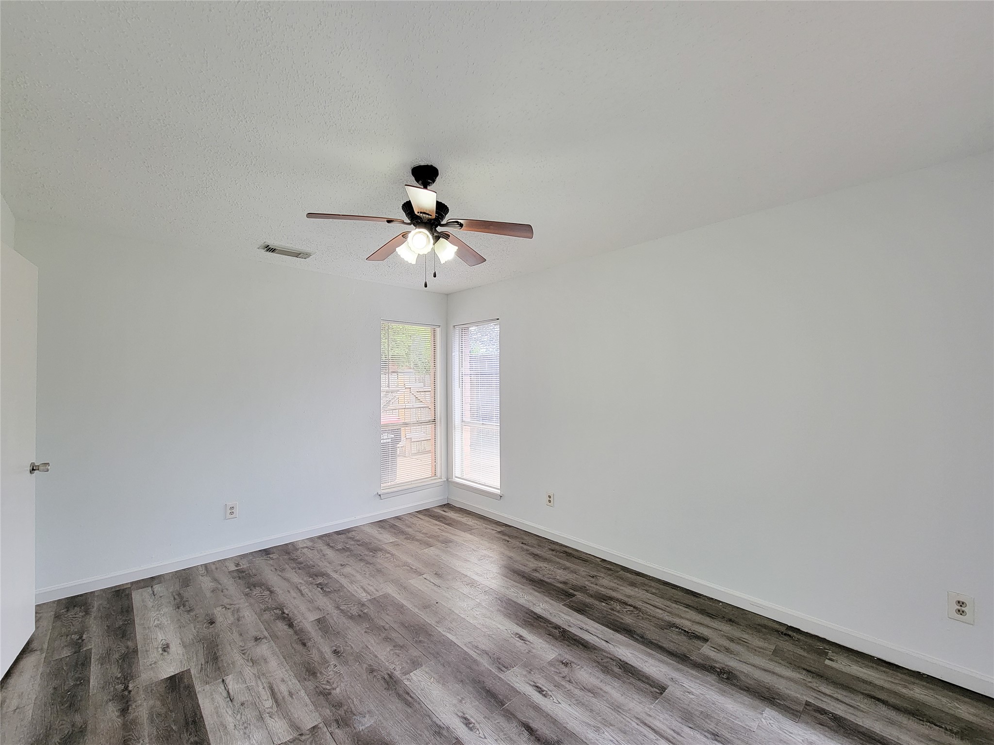 17008 Mercado Drive Property Photo 19