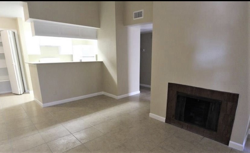 10100 S Gessner Road 215 Property Photo 2