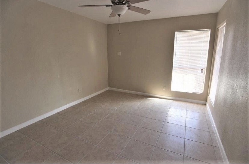 10100 S Gessner Road 215 Property Photo 3