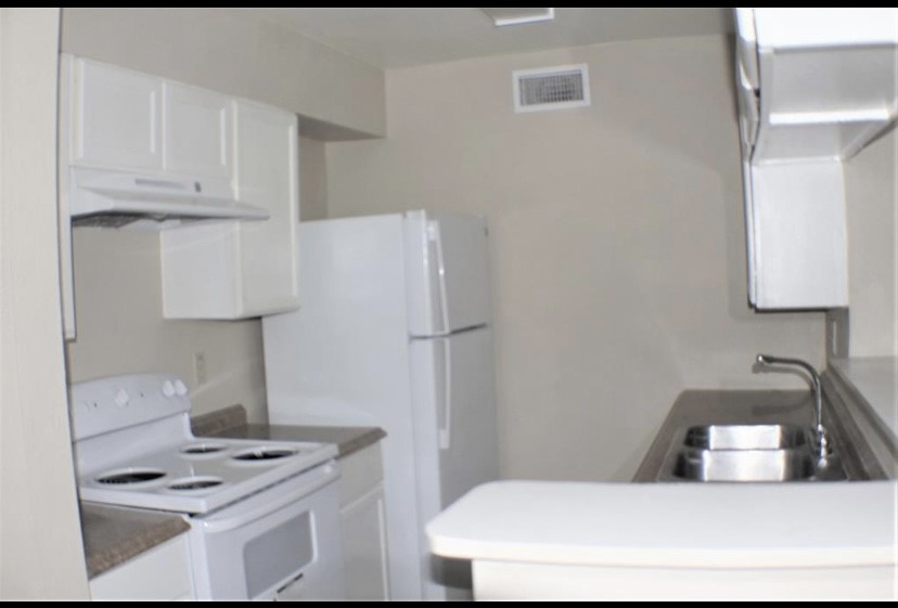 10100 S Gessner Road 215 Property Photo 5