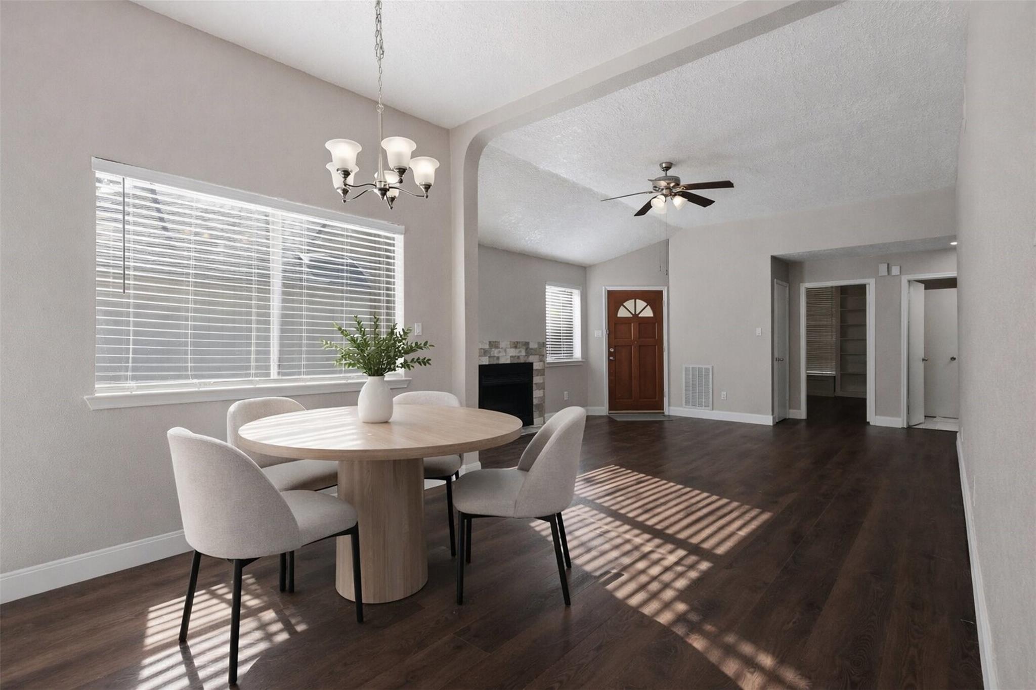 8518 Pool Creek Drive Property Photo 10