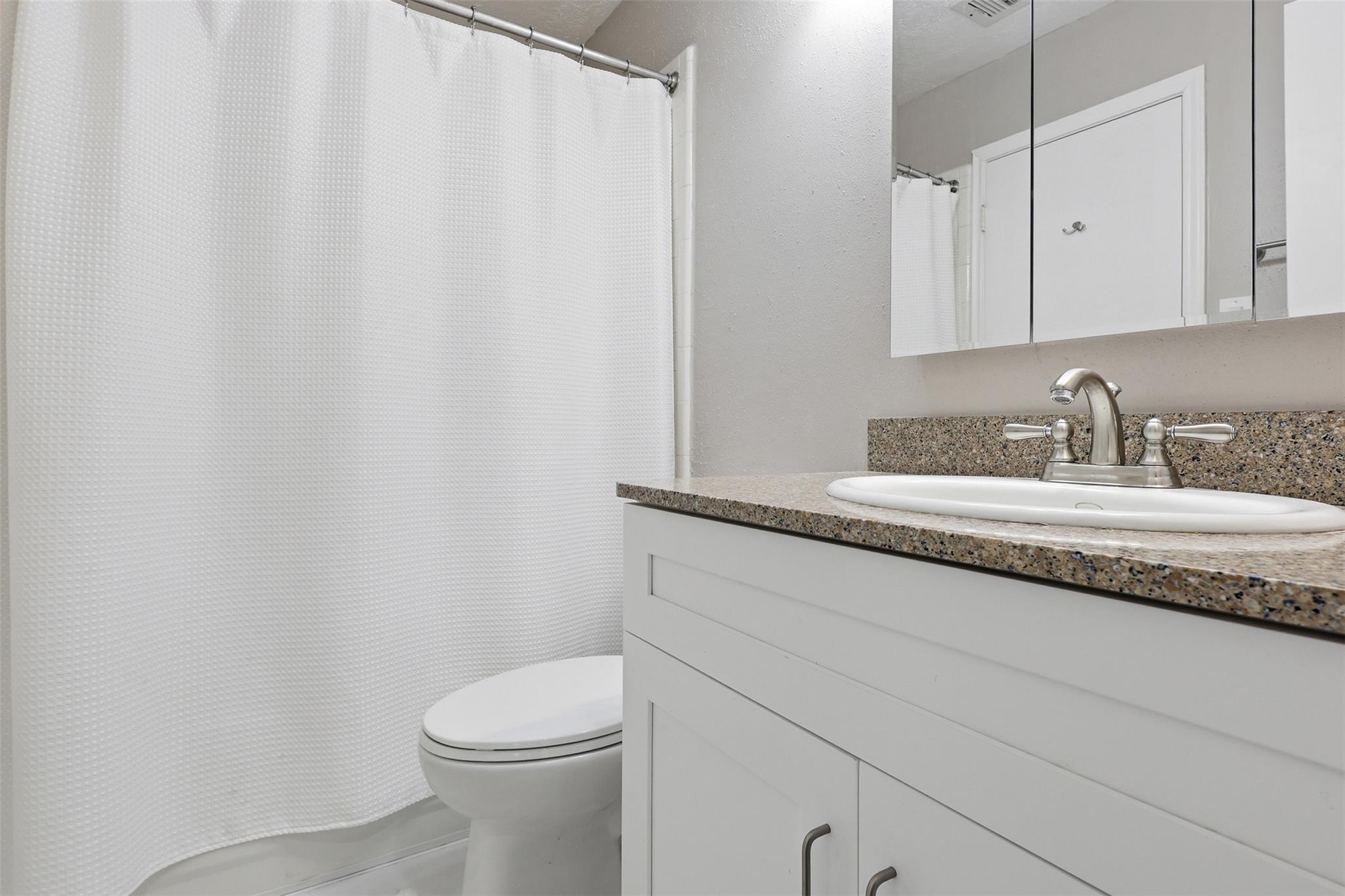 8518 Pool Creek Drive Property Photo 16