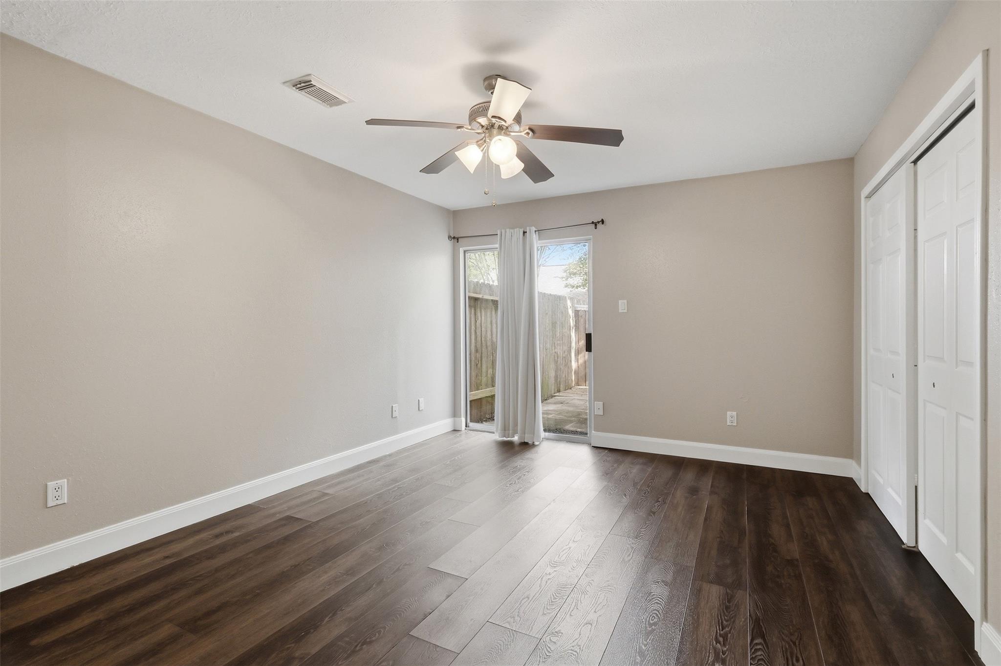 8518 Pool Creek Drive Property Photo 18