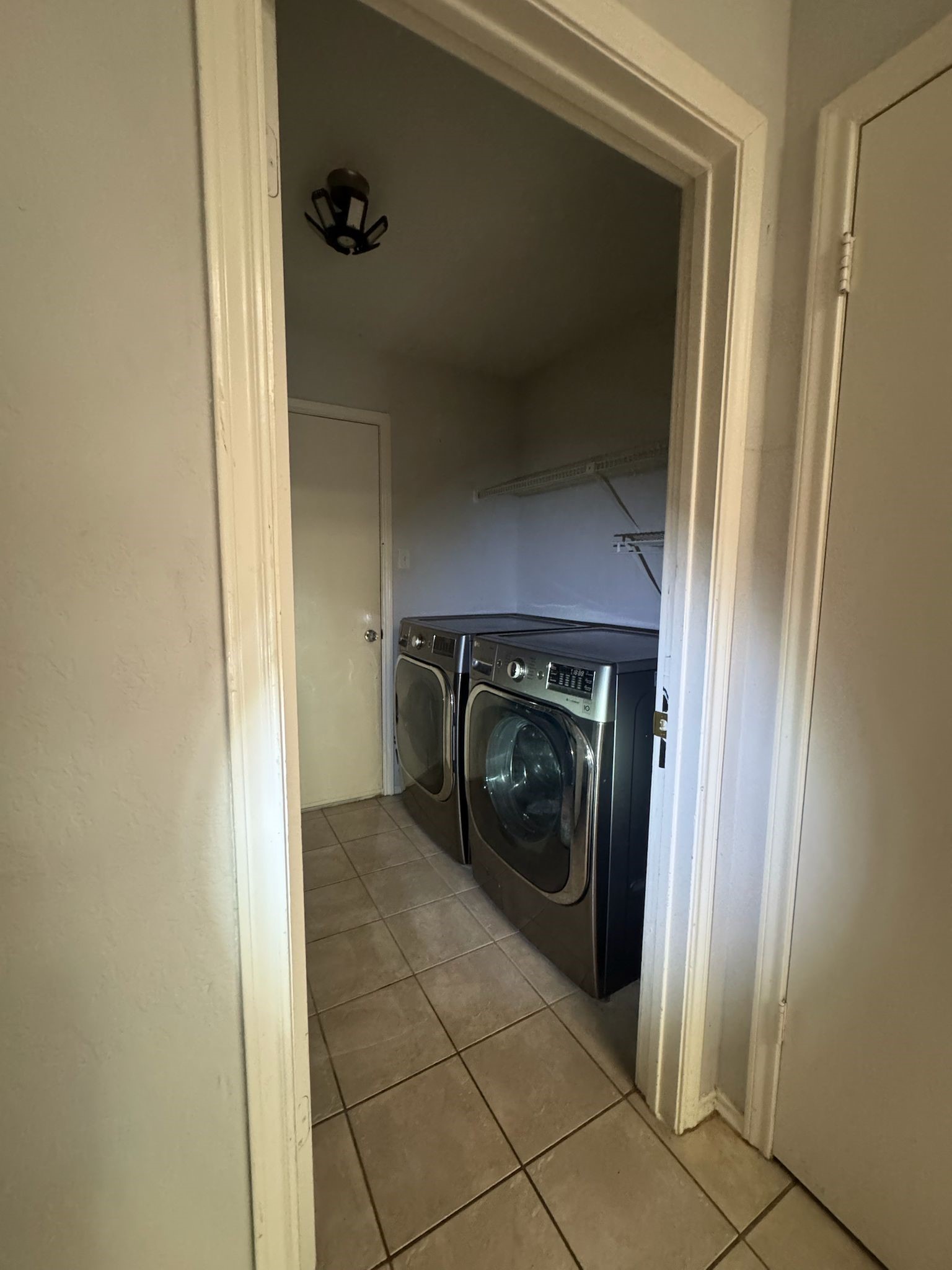 6918 Puerta Vista Lane Property Photo 5