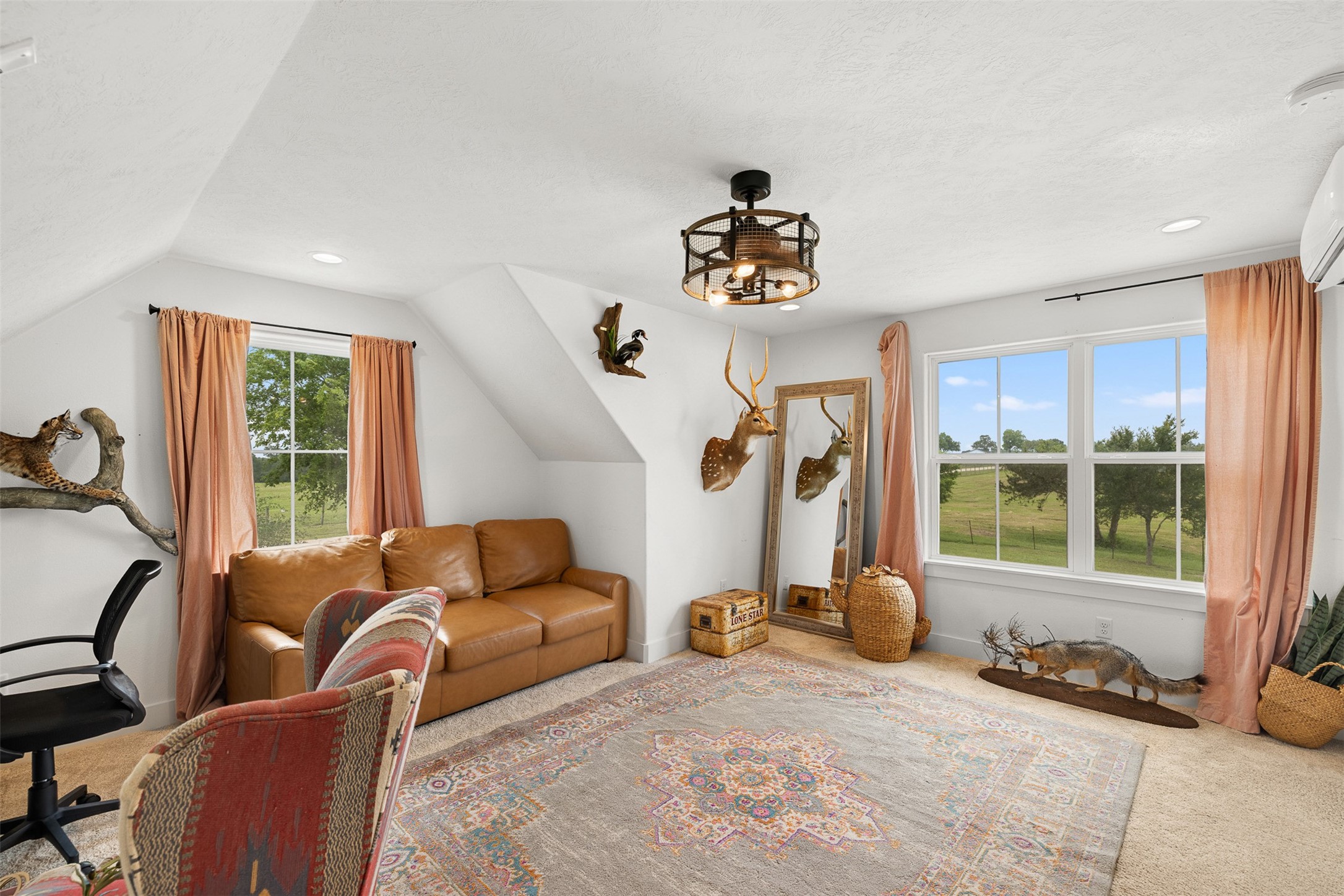 9075 Loop Road Property Photo 21