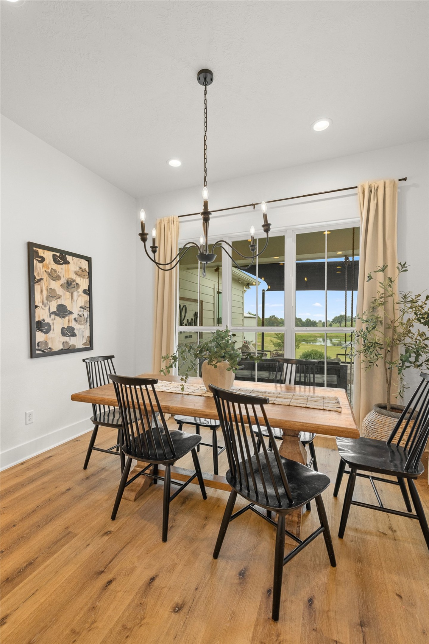 9075 Loop Road Property Photo 25