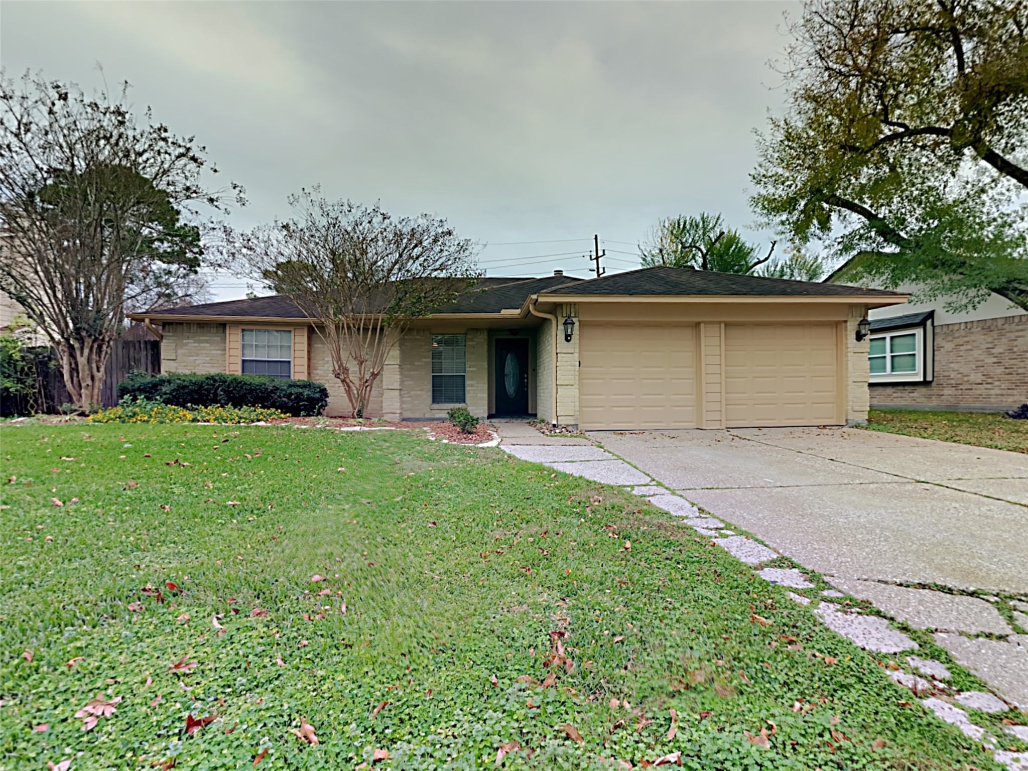 7311 El Cresta Drive Property Photo 1