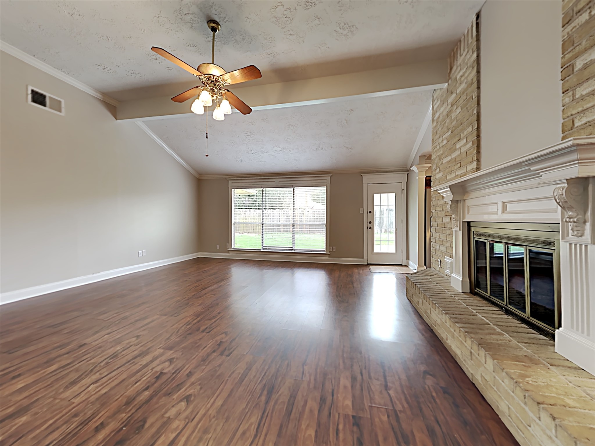 7311 El Cresta Drive Property Photo 2