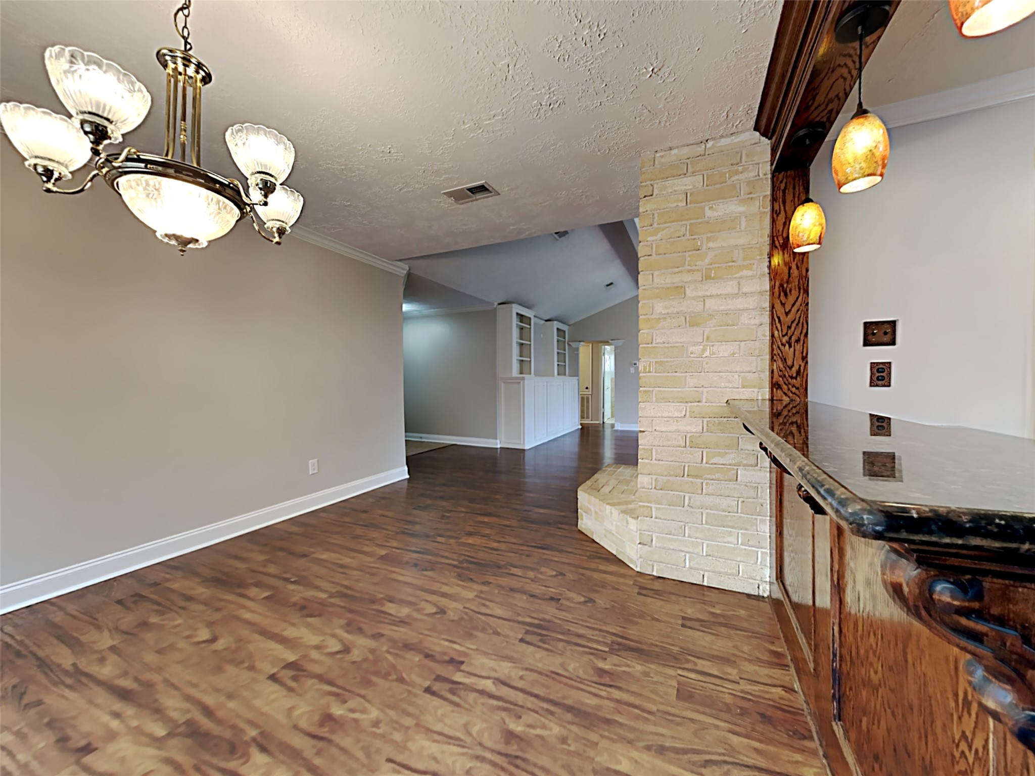 7311 El Cresta Drive Property Photo 4