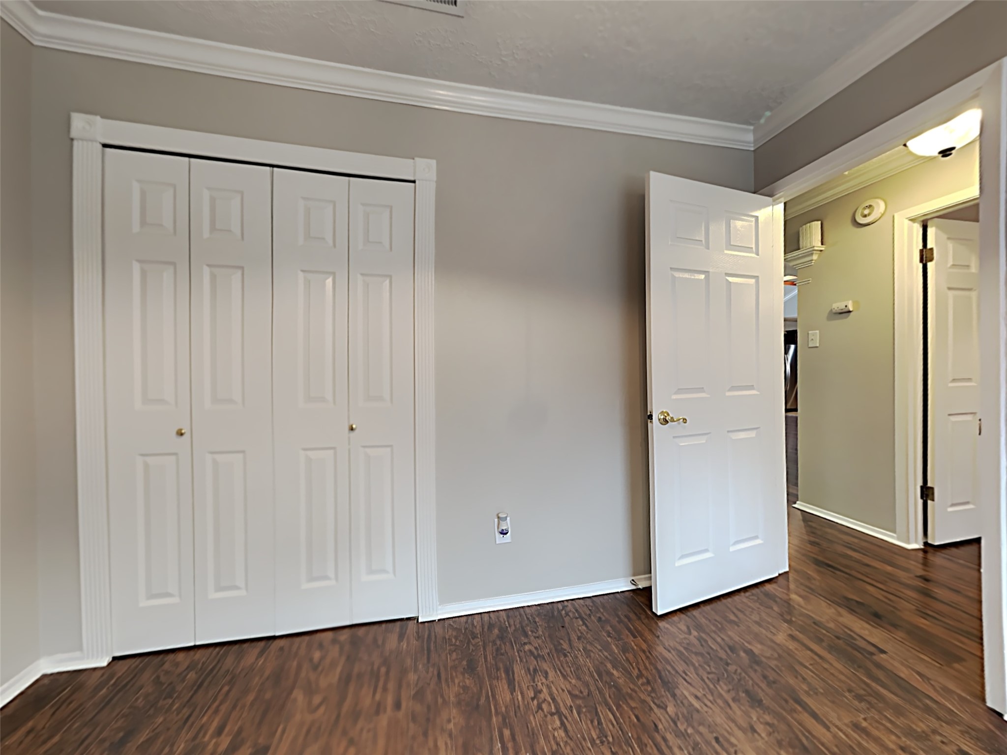 7311 El Cresta Drive Property Photo 7